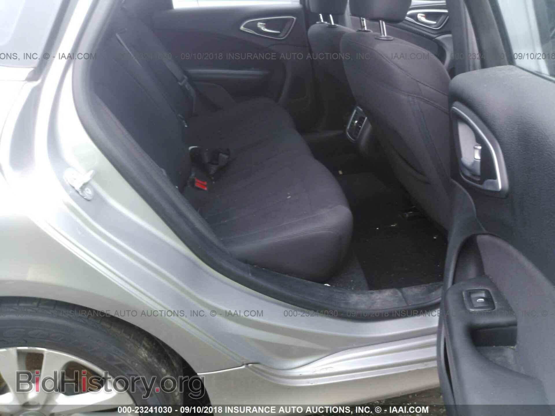 2015 Chrysler 200 - VIN: 1C3CCCAB1FN535019 - Фото 8