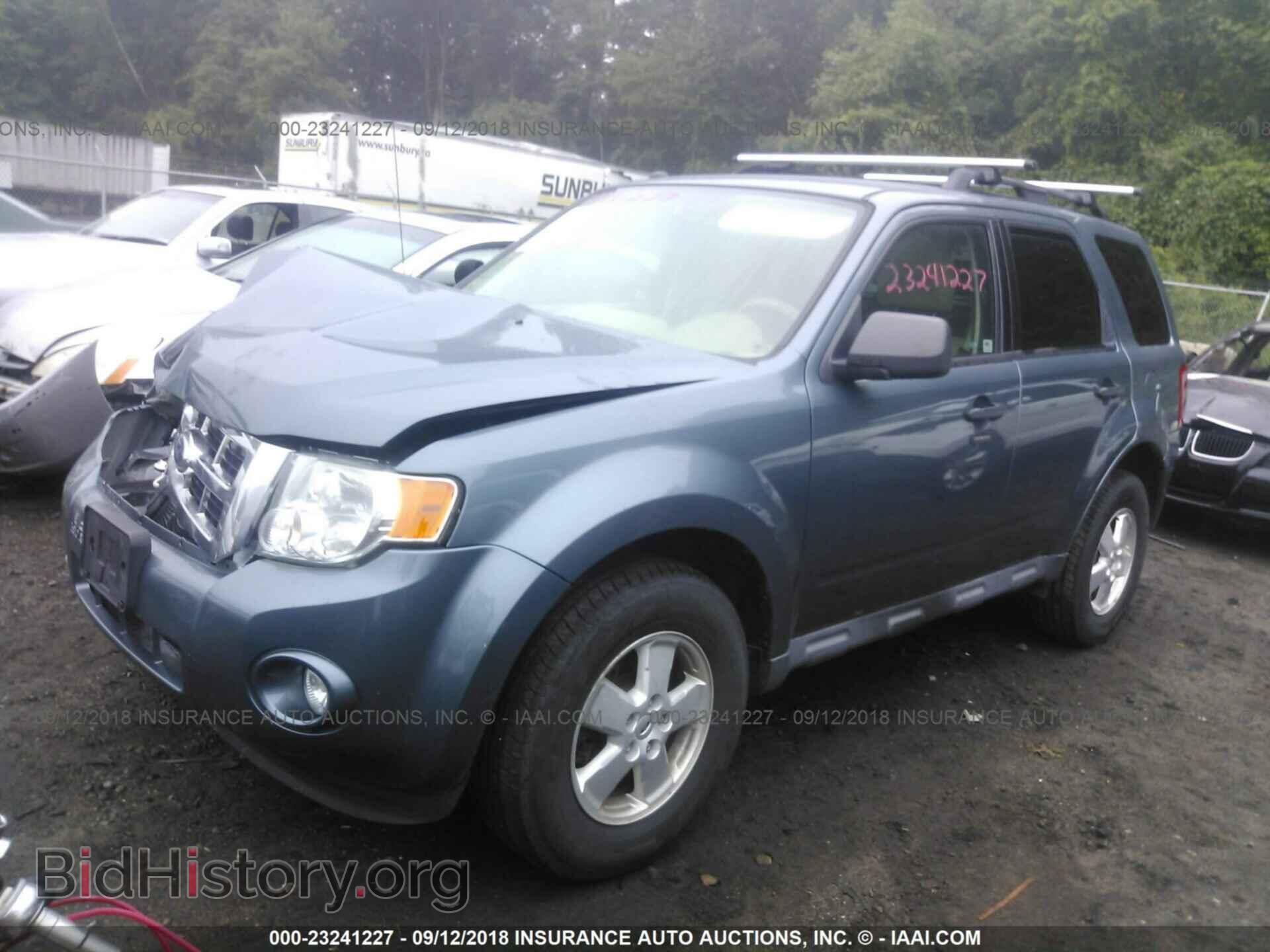 2012 Ford Escape - VIN: 1FMCU0D74CKA86989 - Photo 2
