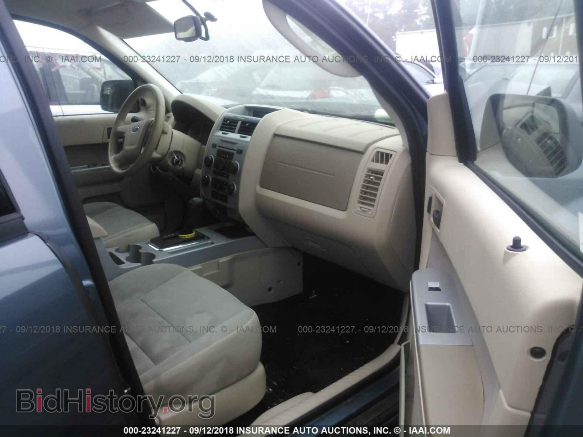 2012 Ford Escape - VIN: 1FMCU0D74CKA86989 - Photo 5