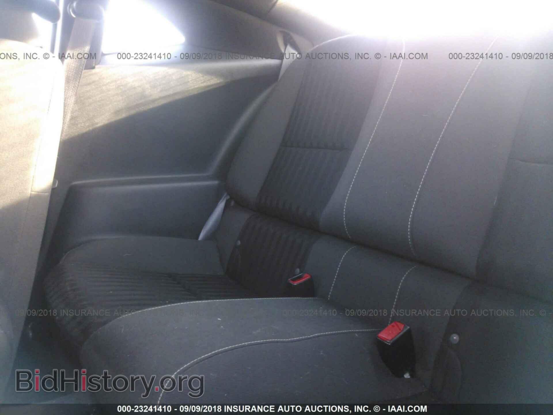 2015 Chevrolet Camaro - VIN: 2G1FA1E37F9186594 - Photo 8