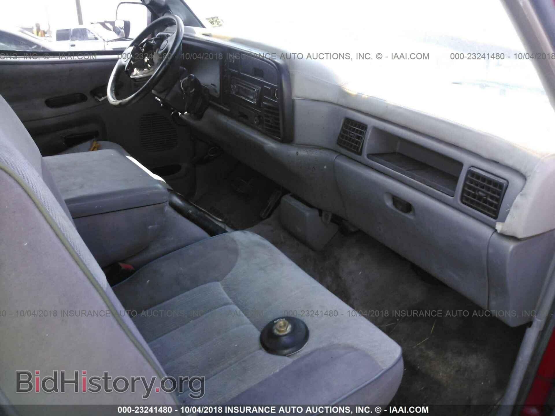 1996 DODGE RAM 3500 - VIN: 3B7MC33C8TM154652 - Фото 5