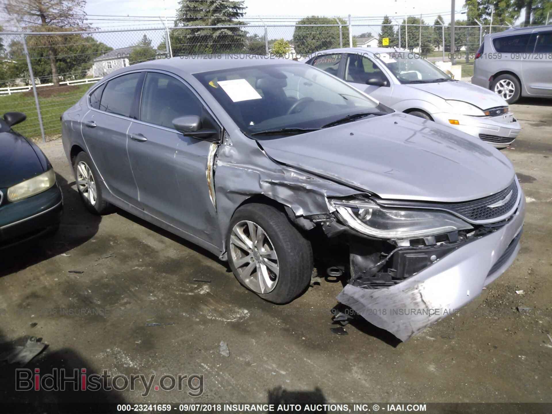 Photo 1C3CCCAB1FN584429 - Chrysler 200 2015