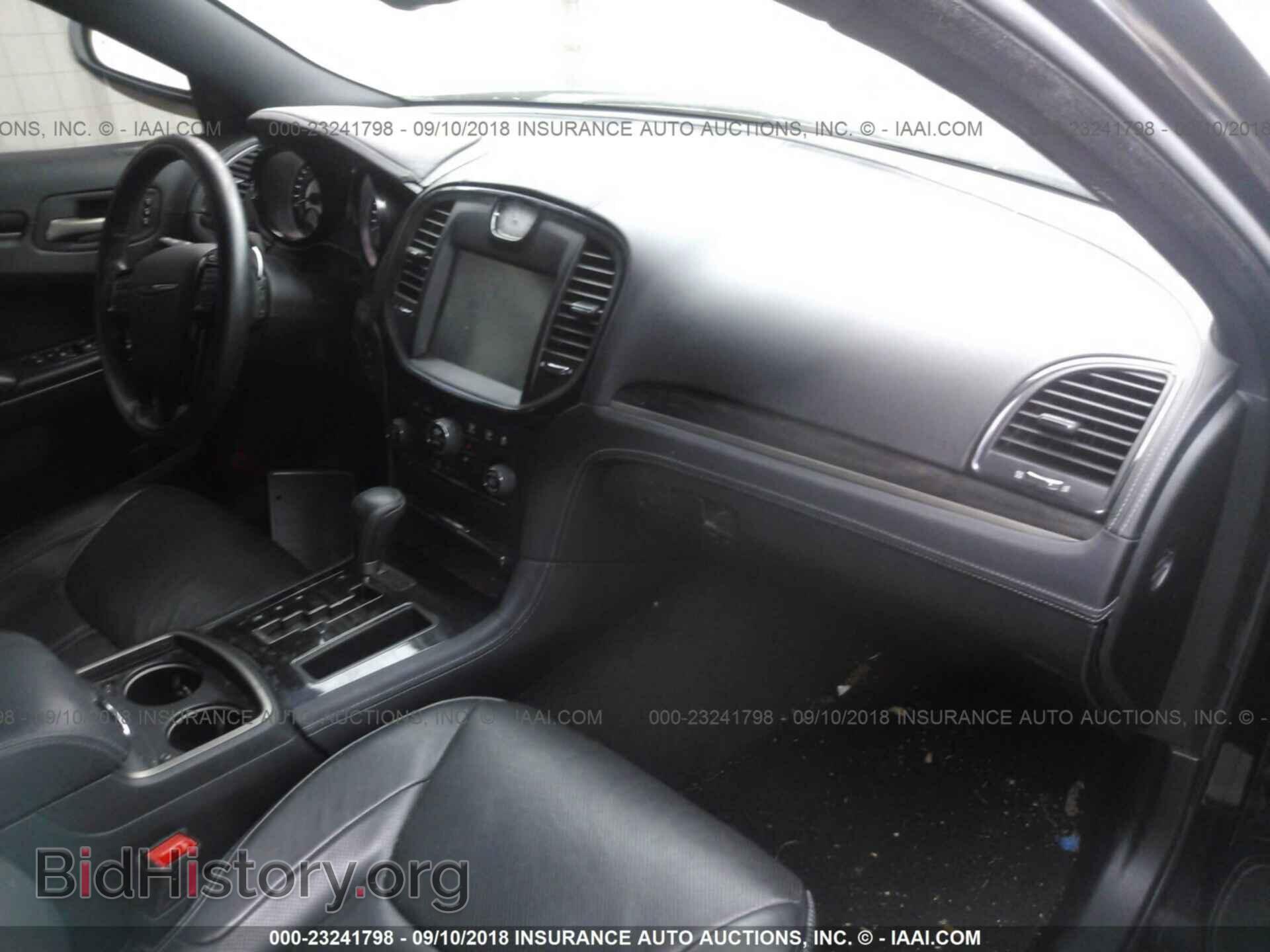 2013 Chrysler 300c - VIN: 2C3CCADT5DH687559 - Фото 5
