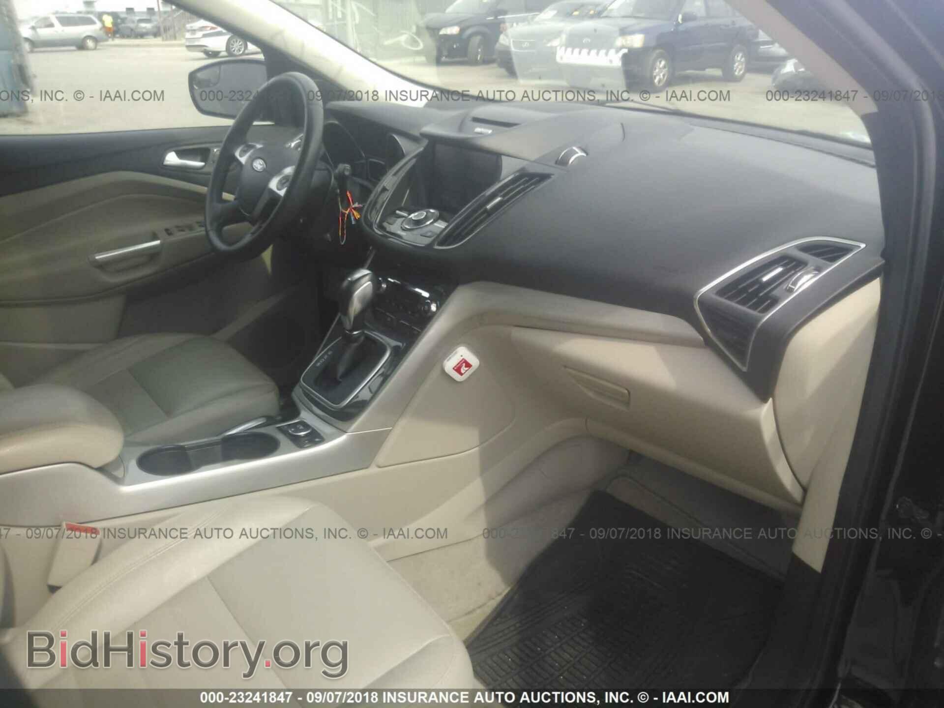 2013 Ford Escape - VIN: 1FMCU0HX7DUD63411 - Photo 5