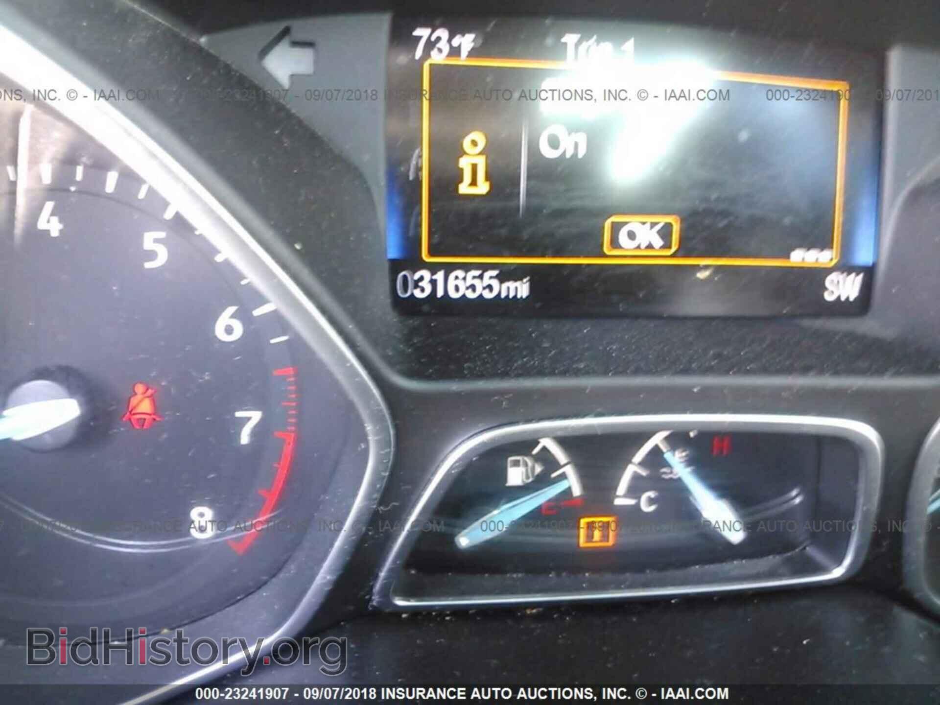 2016 Ford Focus - VIN: 1FADP3K26GL238804 - Photo 7