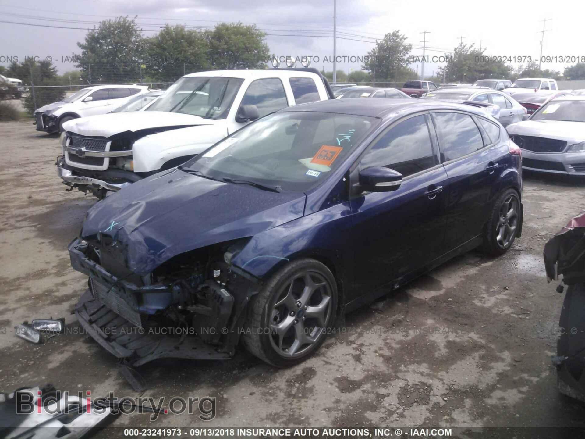 2017 Ford Focus - VIN: 1FADP3L90HL341634 - Фото 2