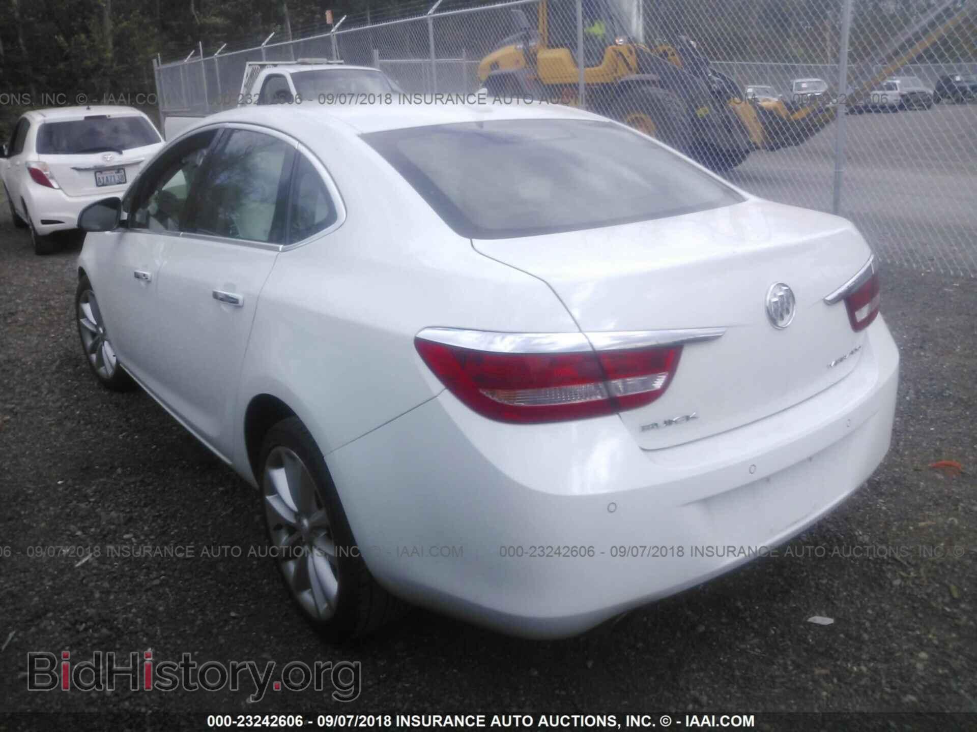 2014 Buick Verano - VIN: 1G4PR5SK8E4177309 - Фото 3