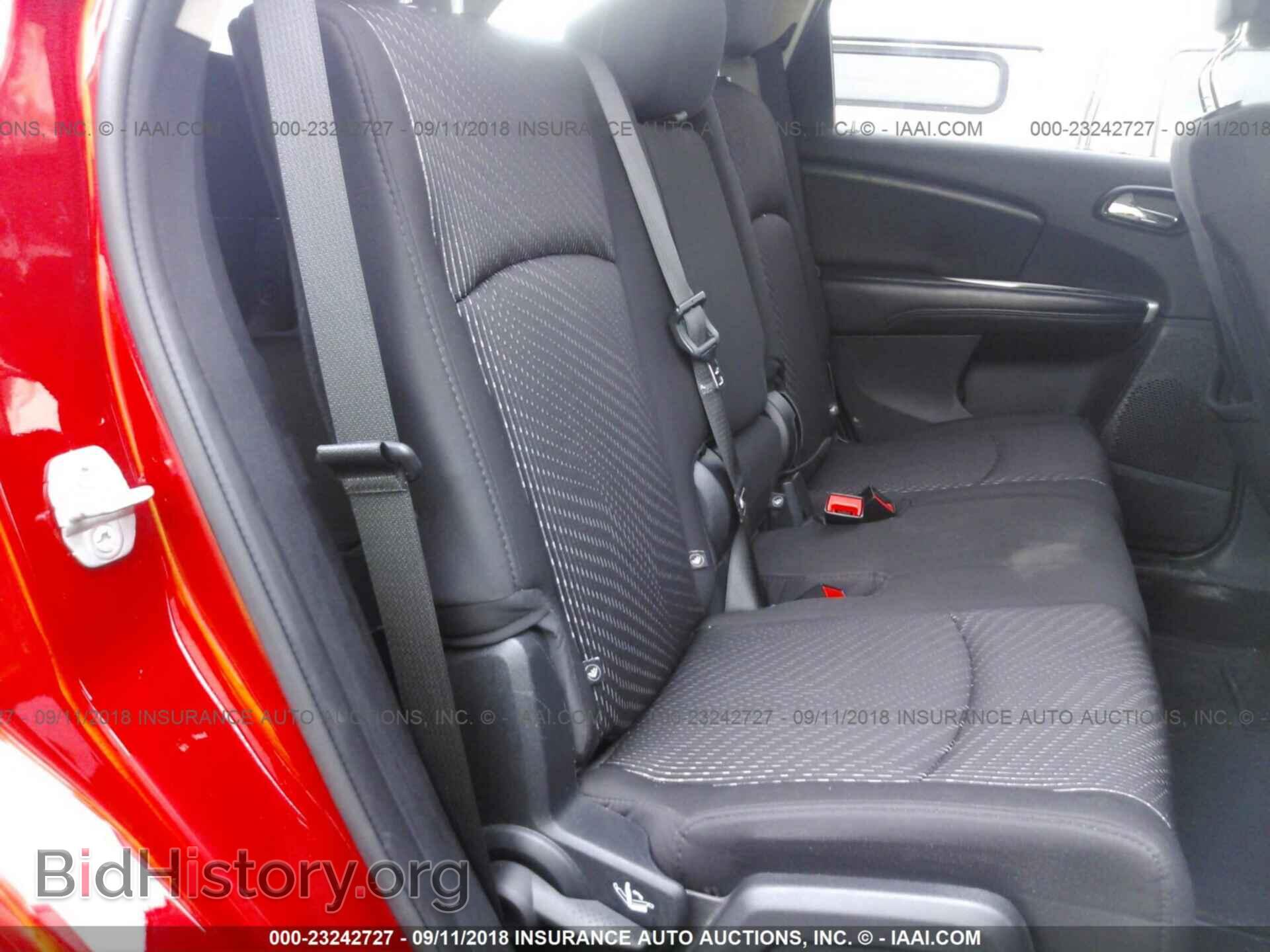 2014 Dodge Journey - VIN: 3C4PDDBGXET302085 - Фото 8