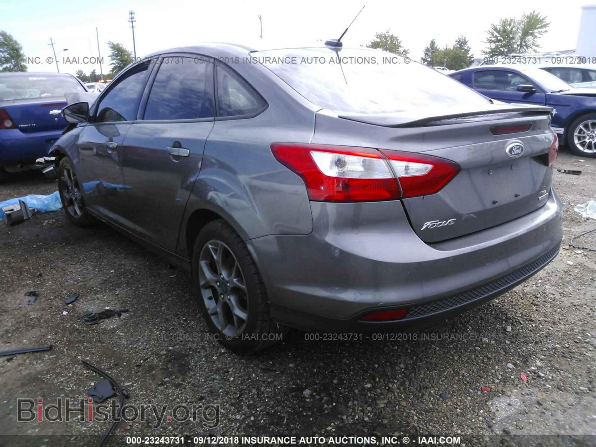 2013 Ford Focus - VIN: 1FADP3F23DL246963 - Photo 3