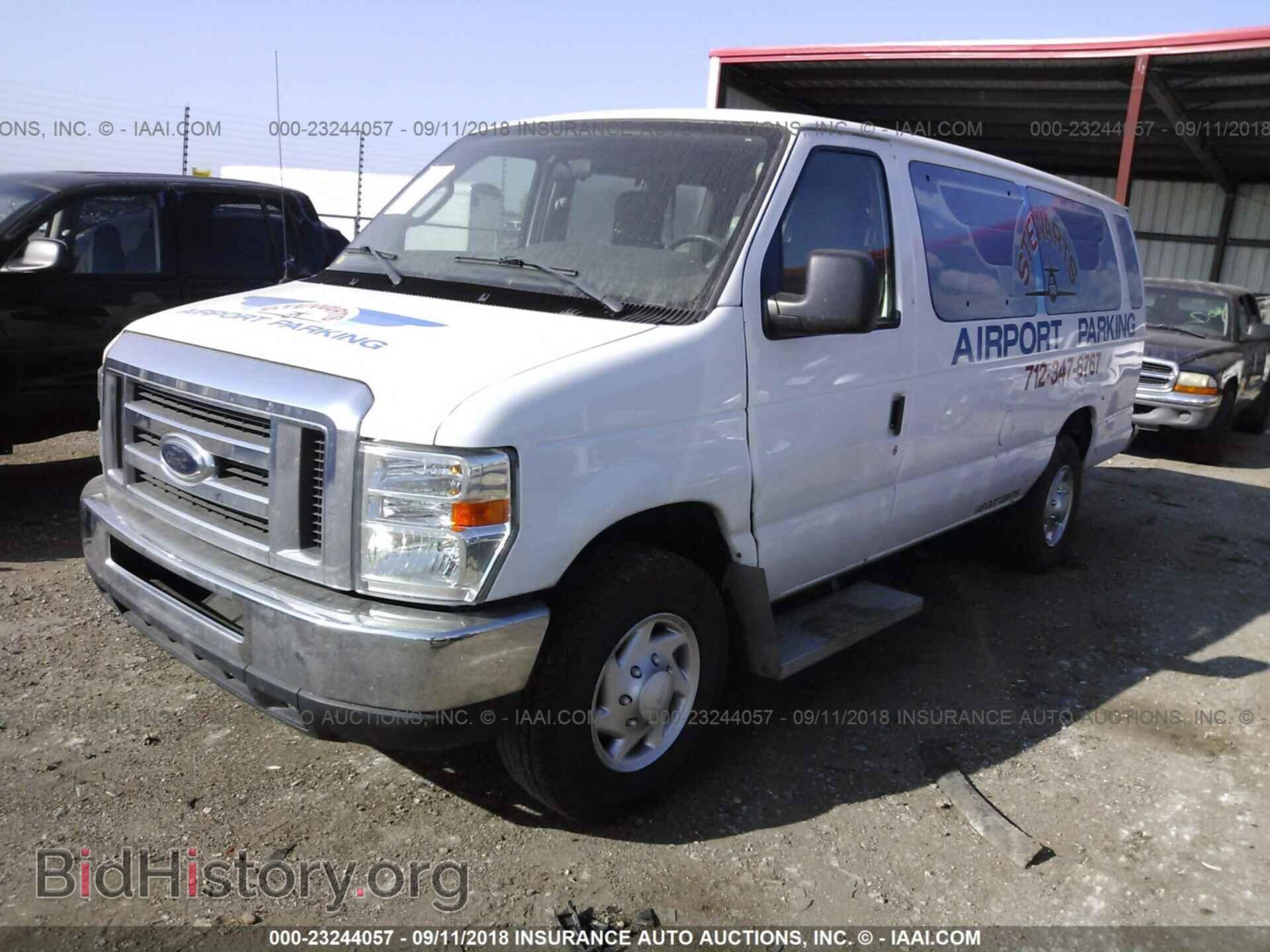 2012 Ford Econoline - VIN: 1FBSS3BL8CDA56054 - Фото 2