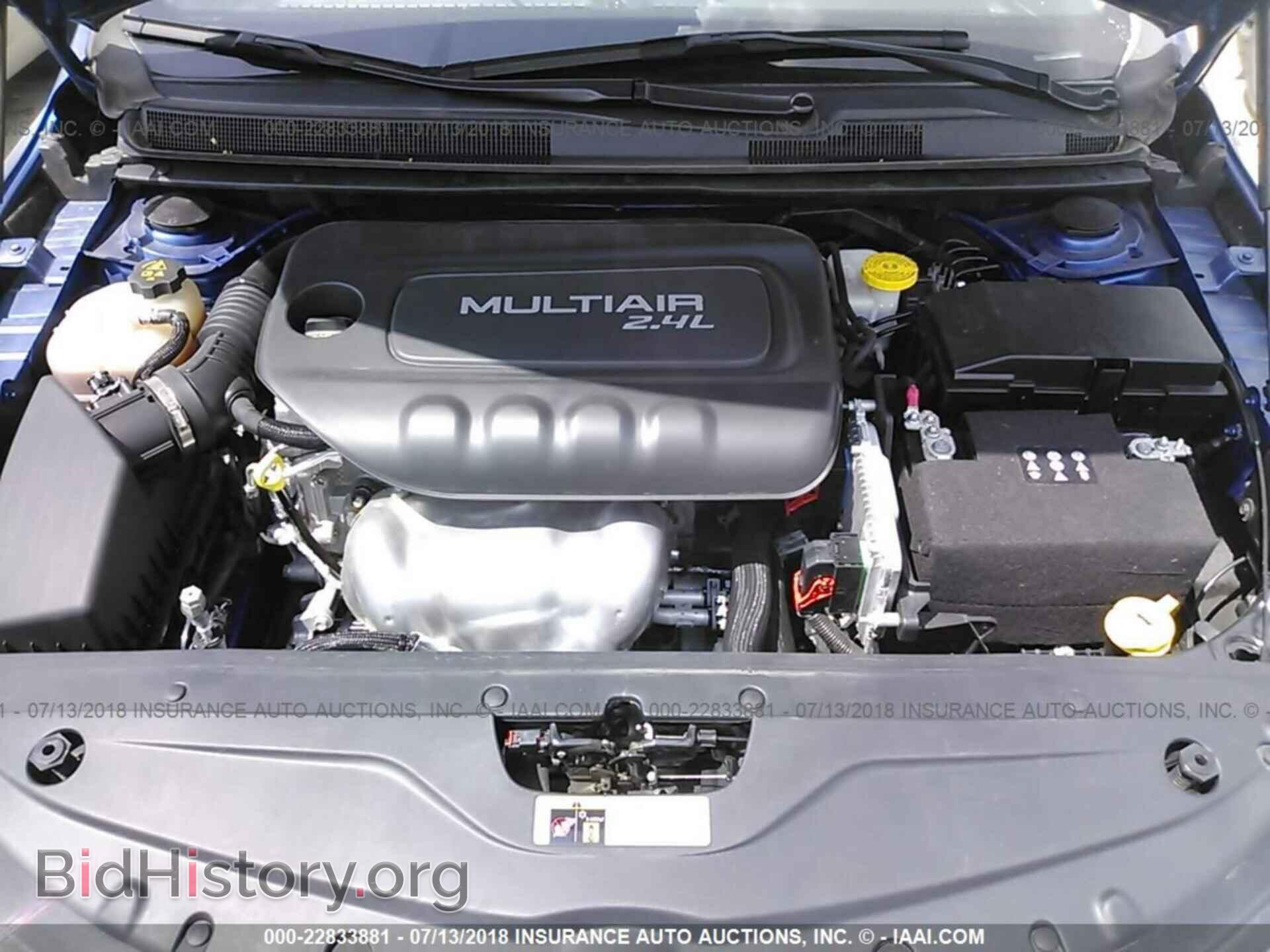 2016 CHRYSLER 200 - VIN: 1C3CCCAB3GN171669 - Фото 10