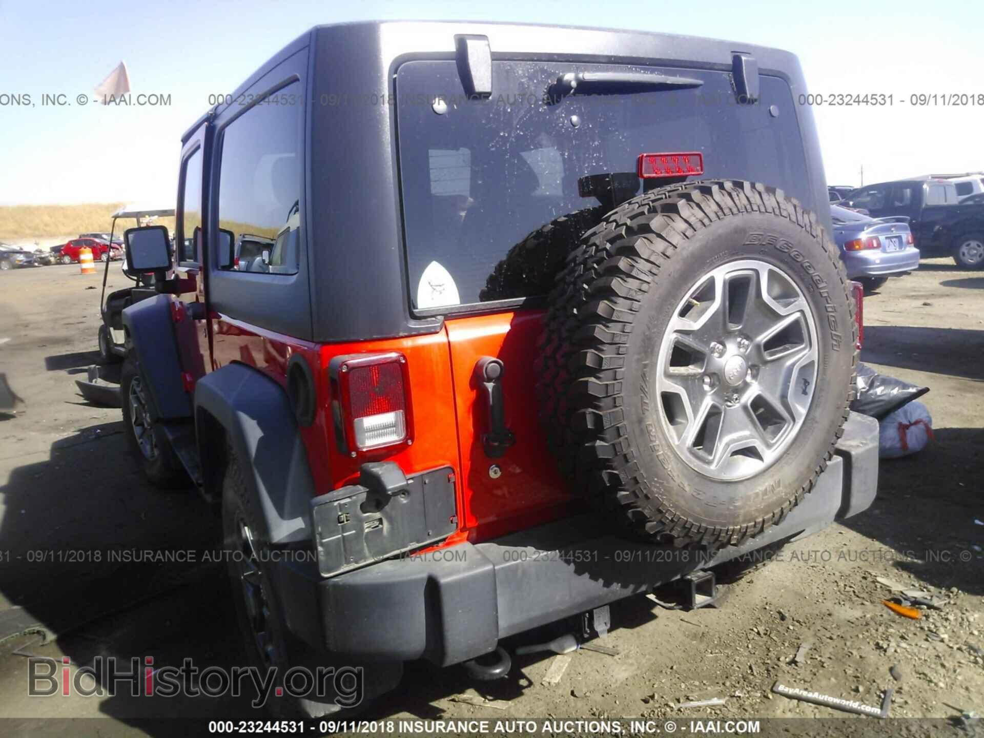 2013 Jeep Wrangler - VIN: 1C4BJWCG4DL553739 - Фото 3