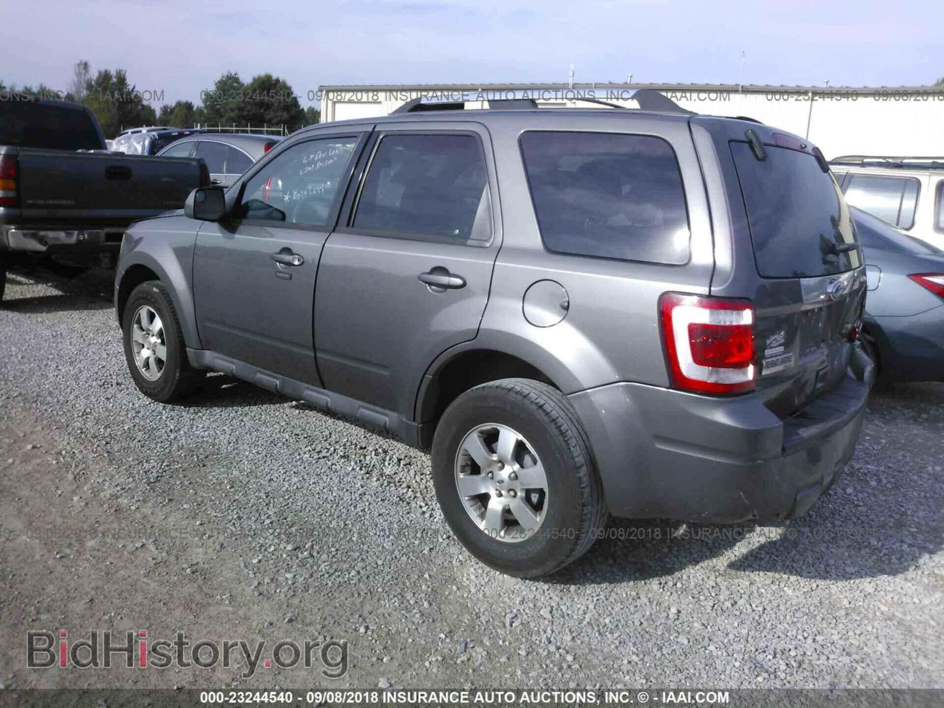 2011 Ford Escape - VIN: 1FMCU9EG6BKC55007 - Фото 3