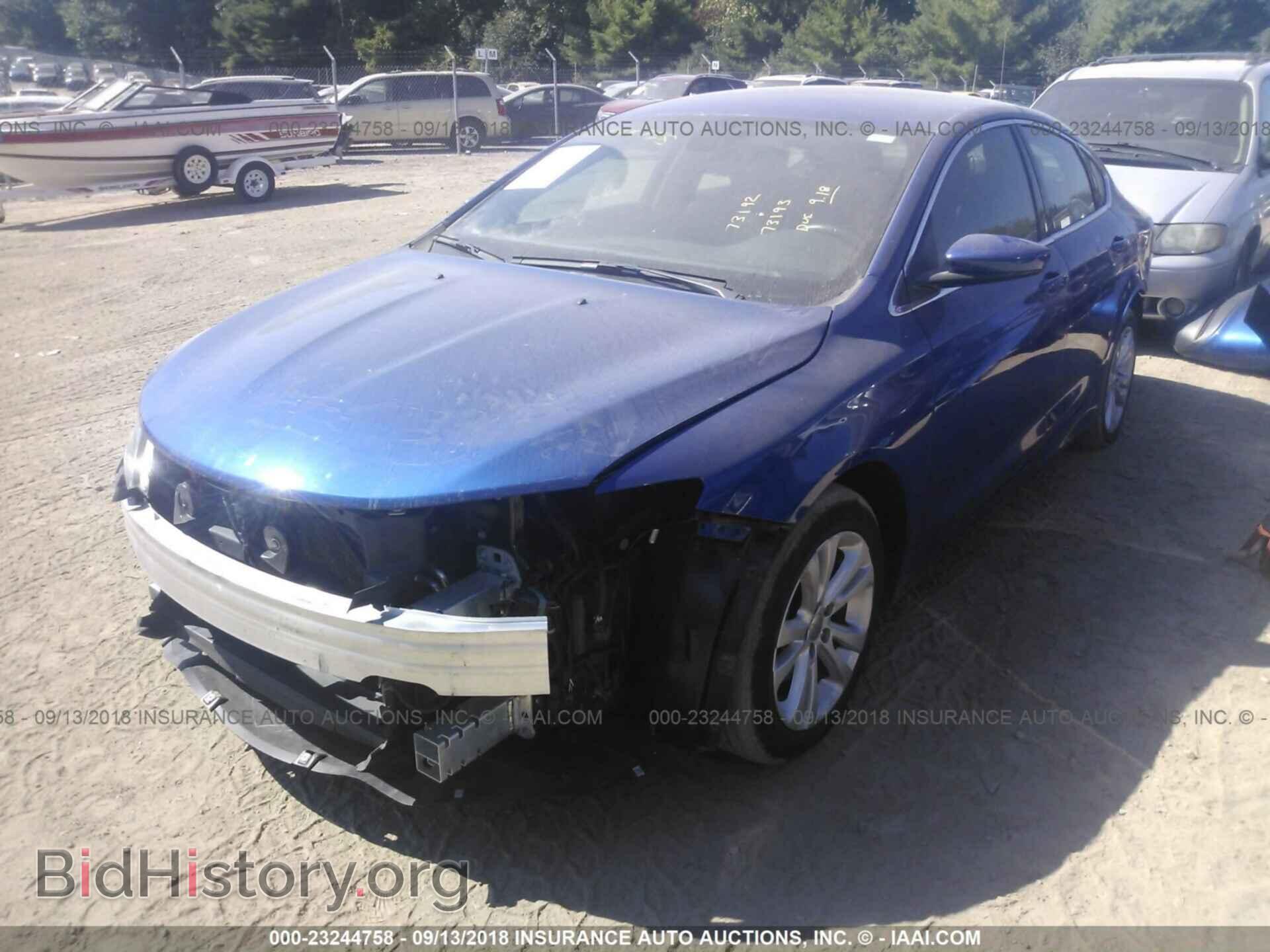 2017 Chrysler 200 - VIN: 1C3CCCFB9HN511157 - Фото 2