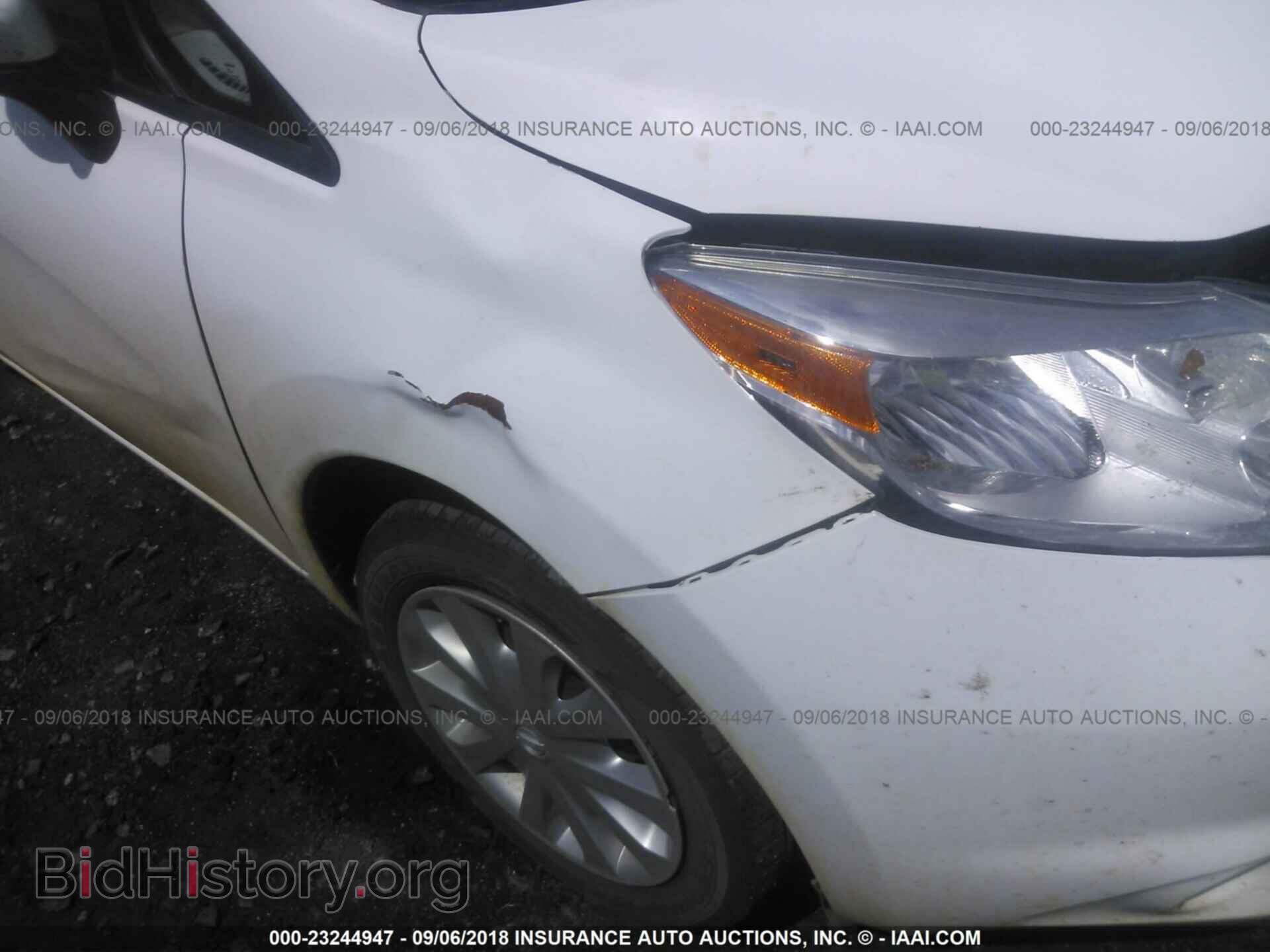 2015 Nissan Versa note - VIN: 3N1CE2CP2FL414995 - Photo 6