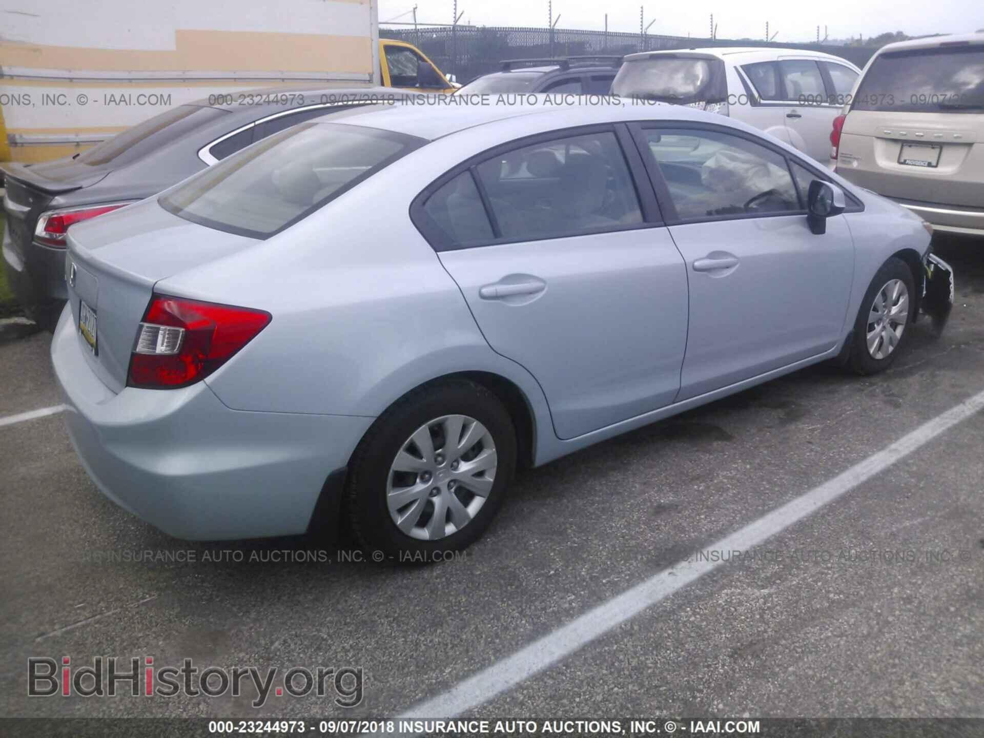2012 Honda Civic - VIN: 19XFB2F55CE049998 - Photo 4