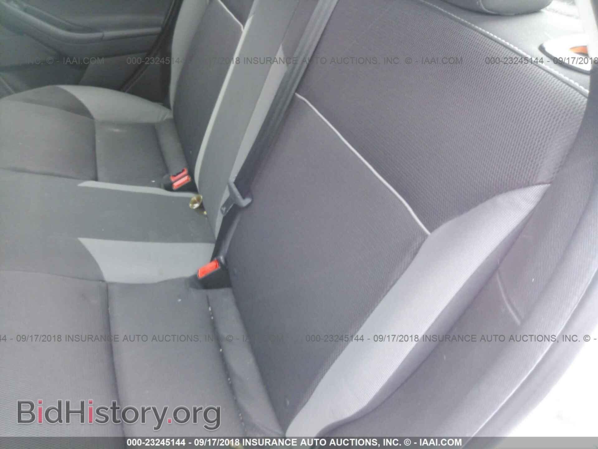 2014 Ford Focus - VIN: 1FADP3F27EL207181 - Photo 8
