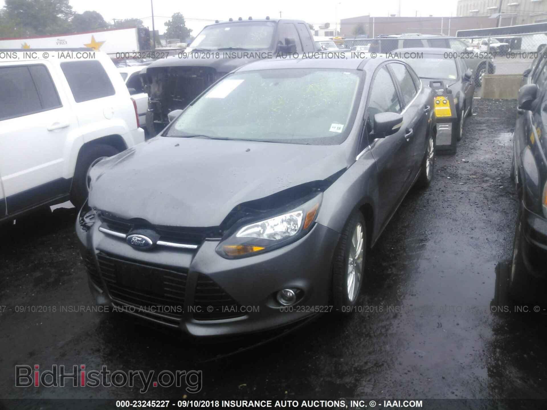 2014 Ford Focus - VIN: 1FADP3J26EL178683 - Фото 2