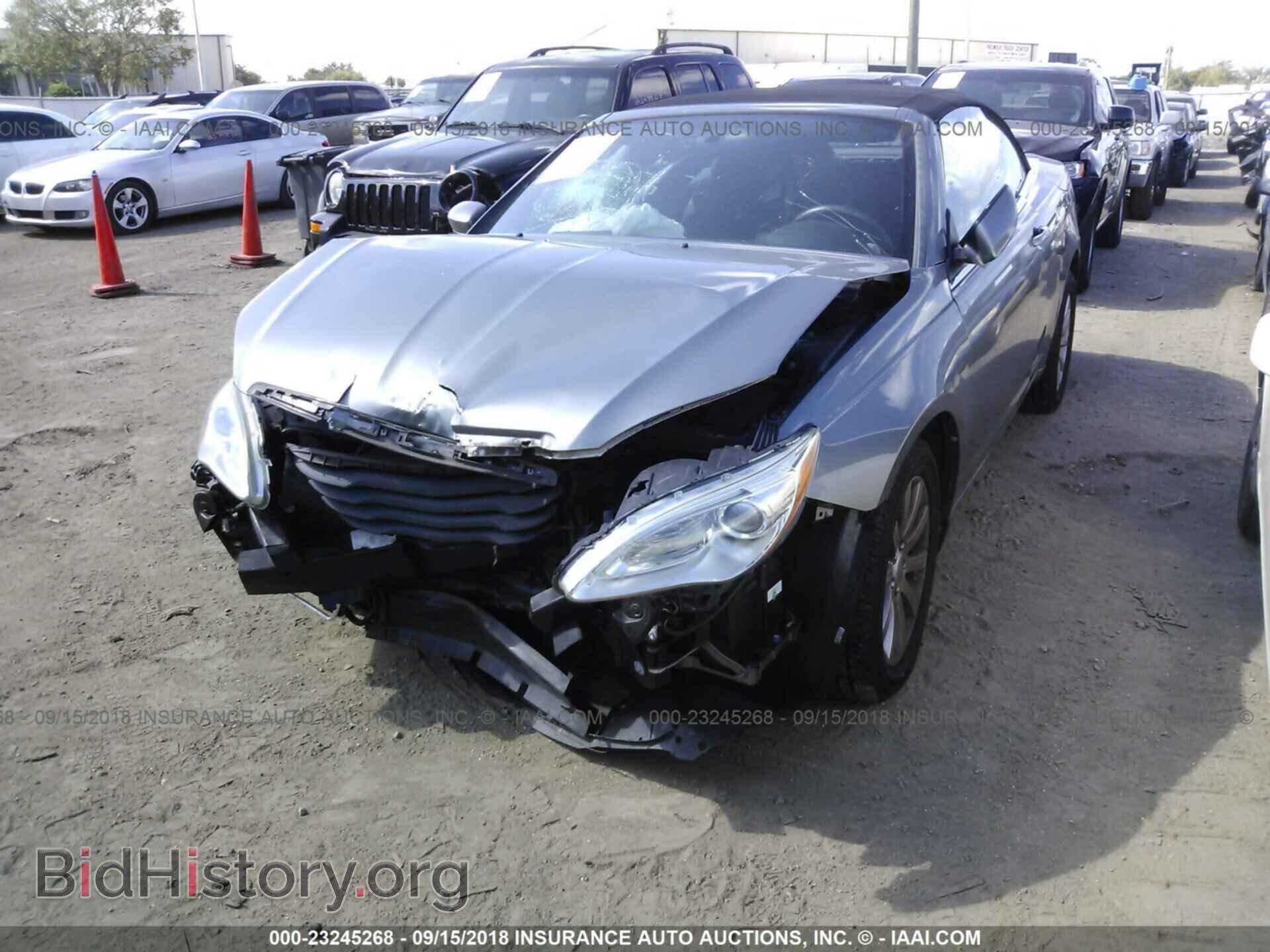 2012 Chrysler 200 - VIN: 1C3BCBEB0CN119300 - Фото 2