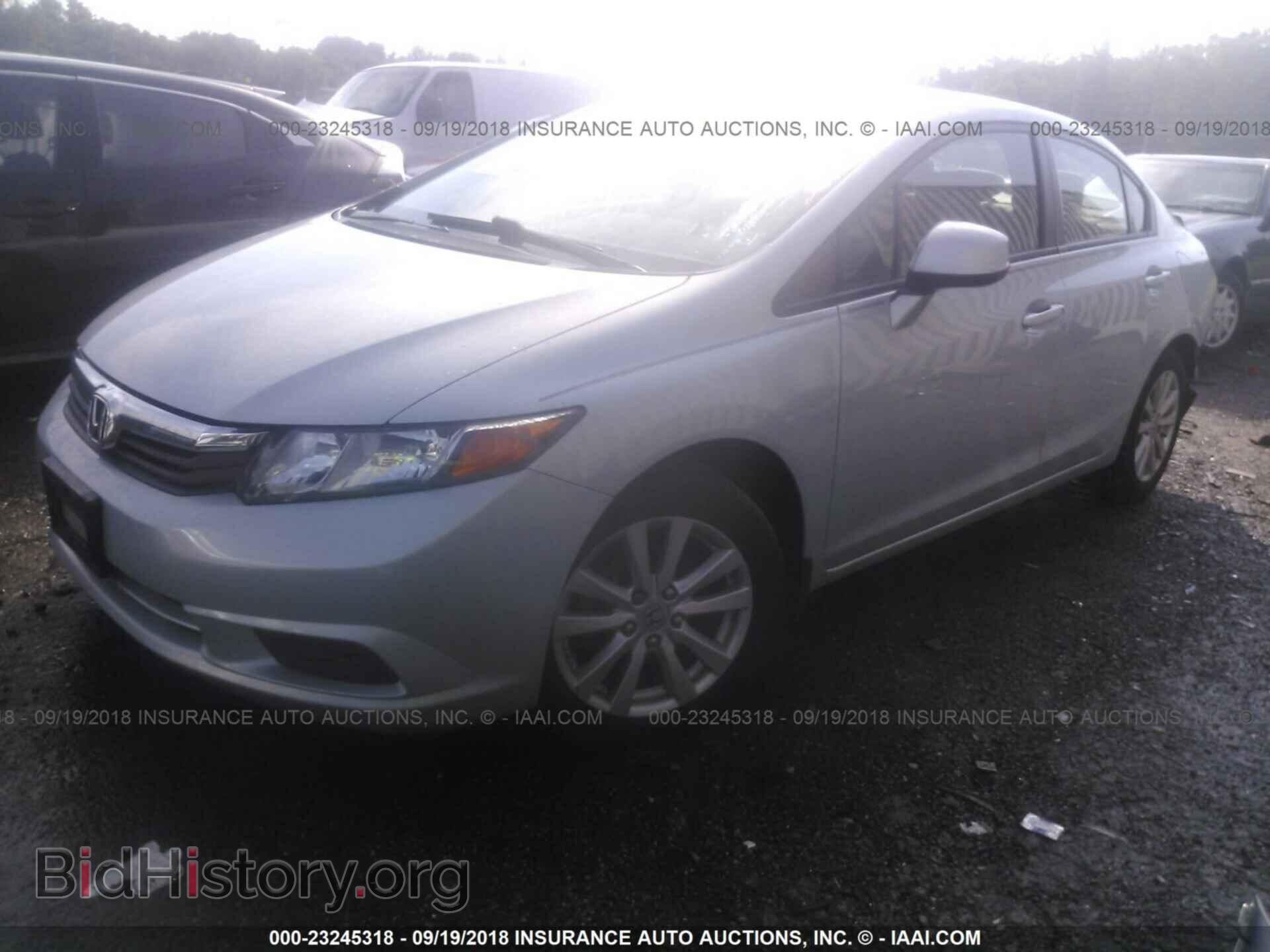 2012 Honda Civic - VIN: 19XFB2F88CE024507 - Фото 2