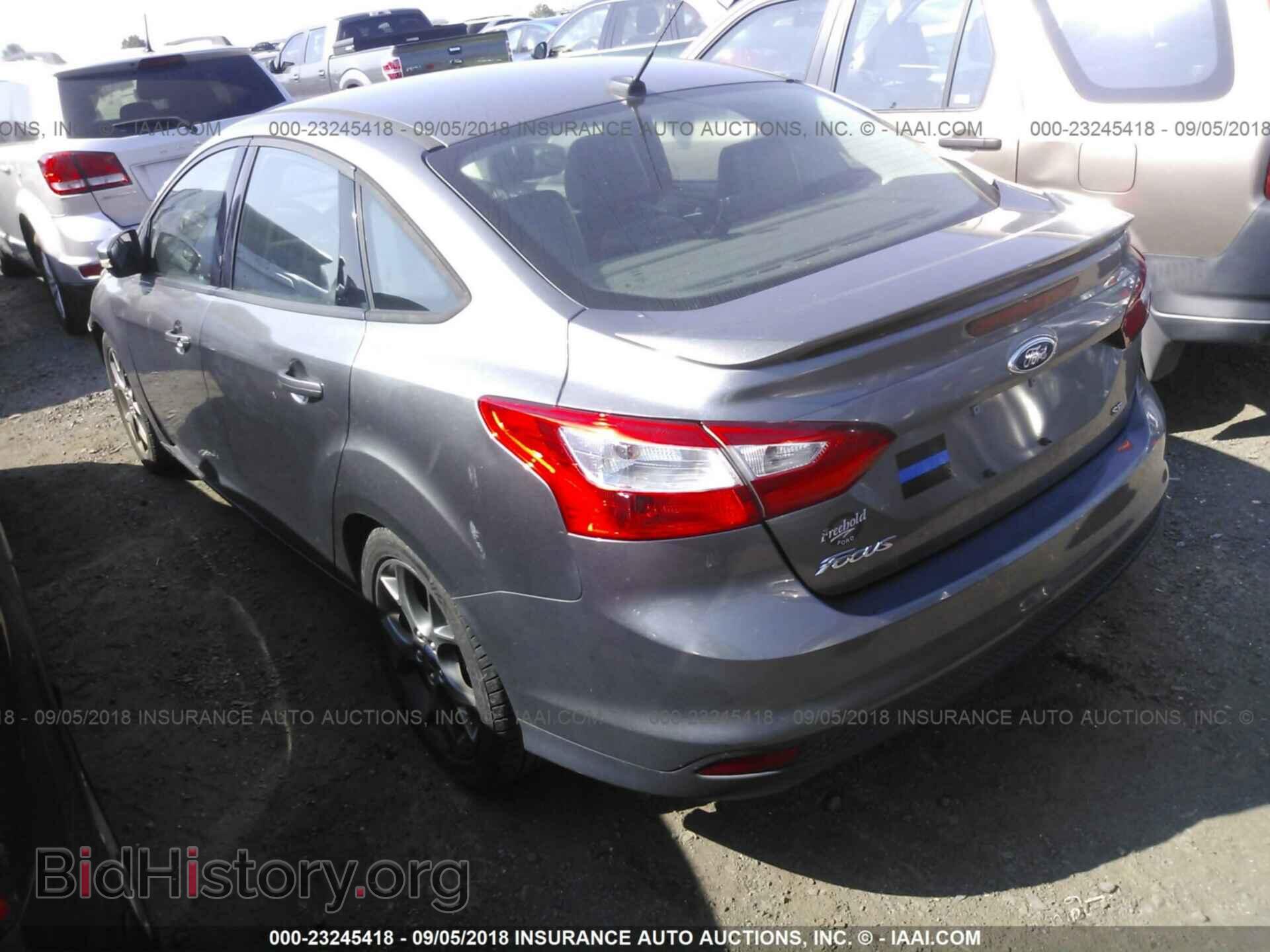 2014 Ford Focus - VIN: 1FADP3F2XEL178811 - Фото 3
