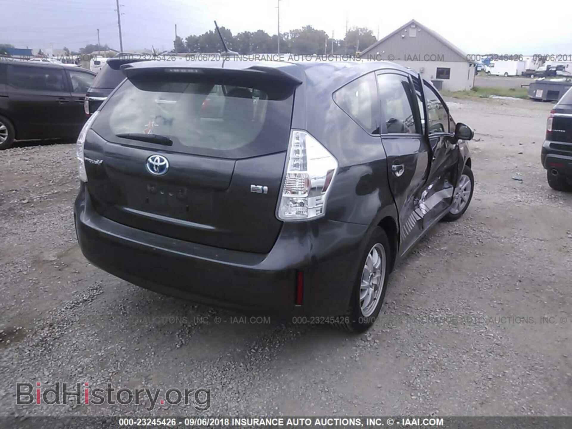 2014 Toyota Prius v - VIN: JTDZN3EU2EJ009497 - Фото 4