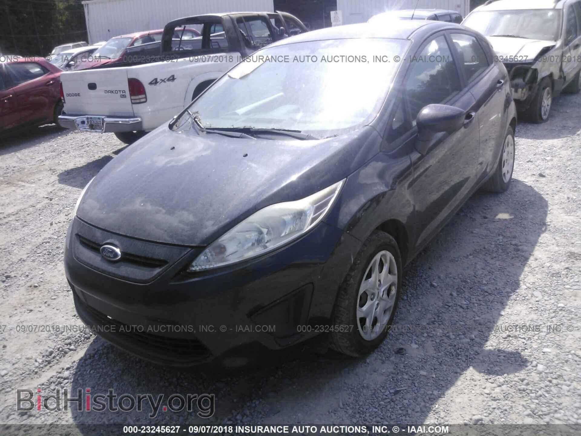 2012 Ford Fiesta - VIN: 3FADP4TJ7CM186412 - Фото 2