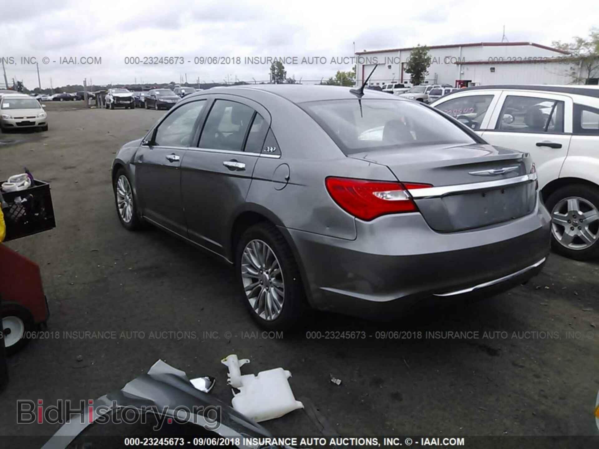 2012 Chrysler 200 - VIN: 1C3CCBCB5CN230027 - Photo 3