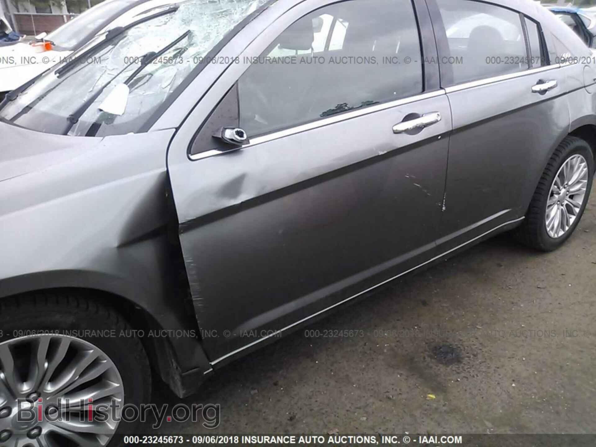 2012 Chrysler 200 - VIN: 1C3CCBCB5CN230027 - Photo 6