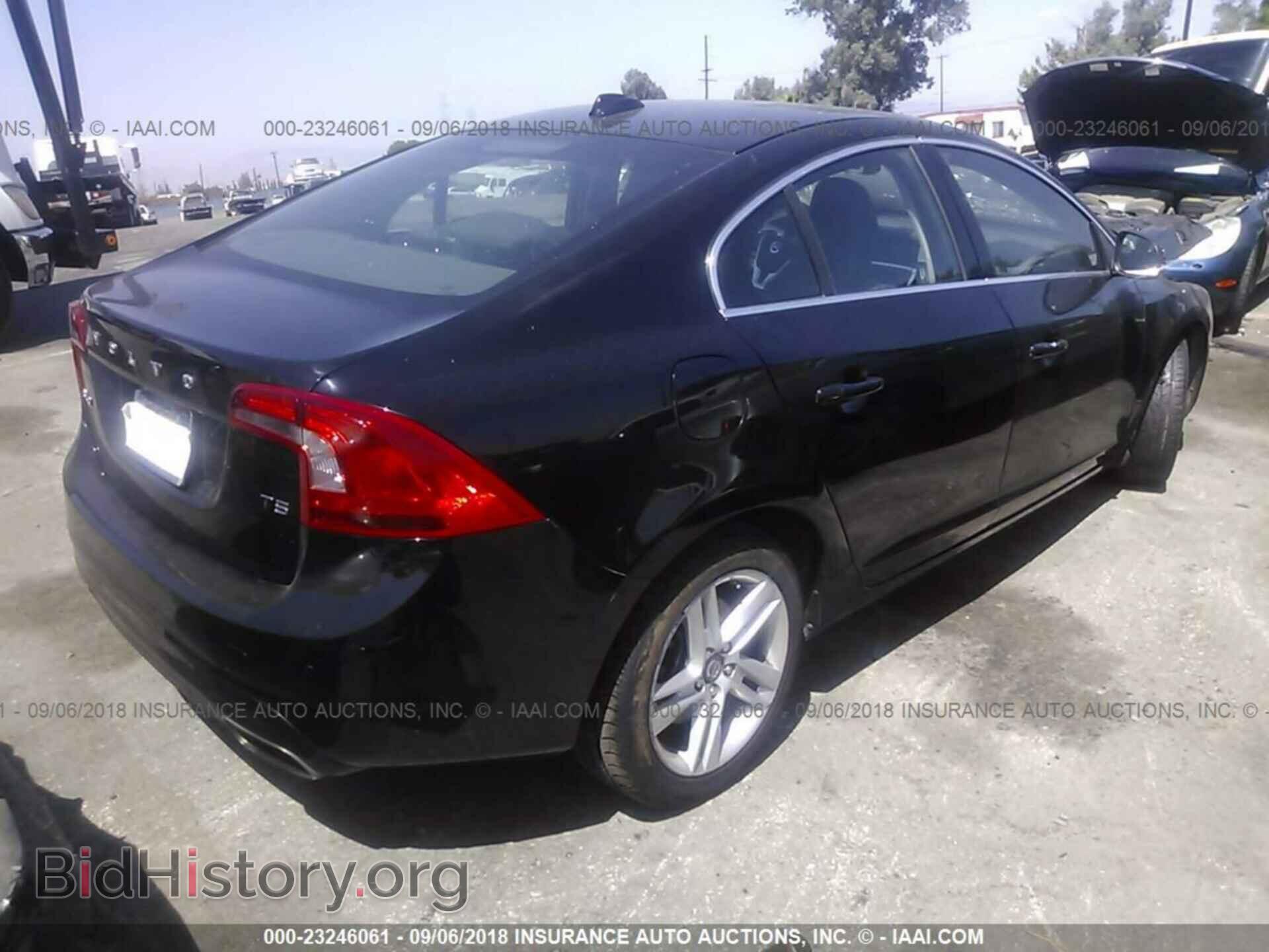 2015 Volvo S60 - VIN: YV126MFK3F1340683 - Фото 4