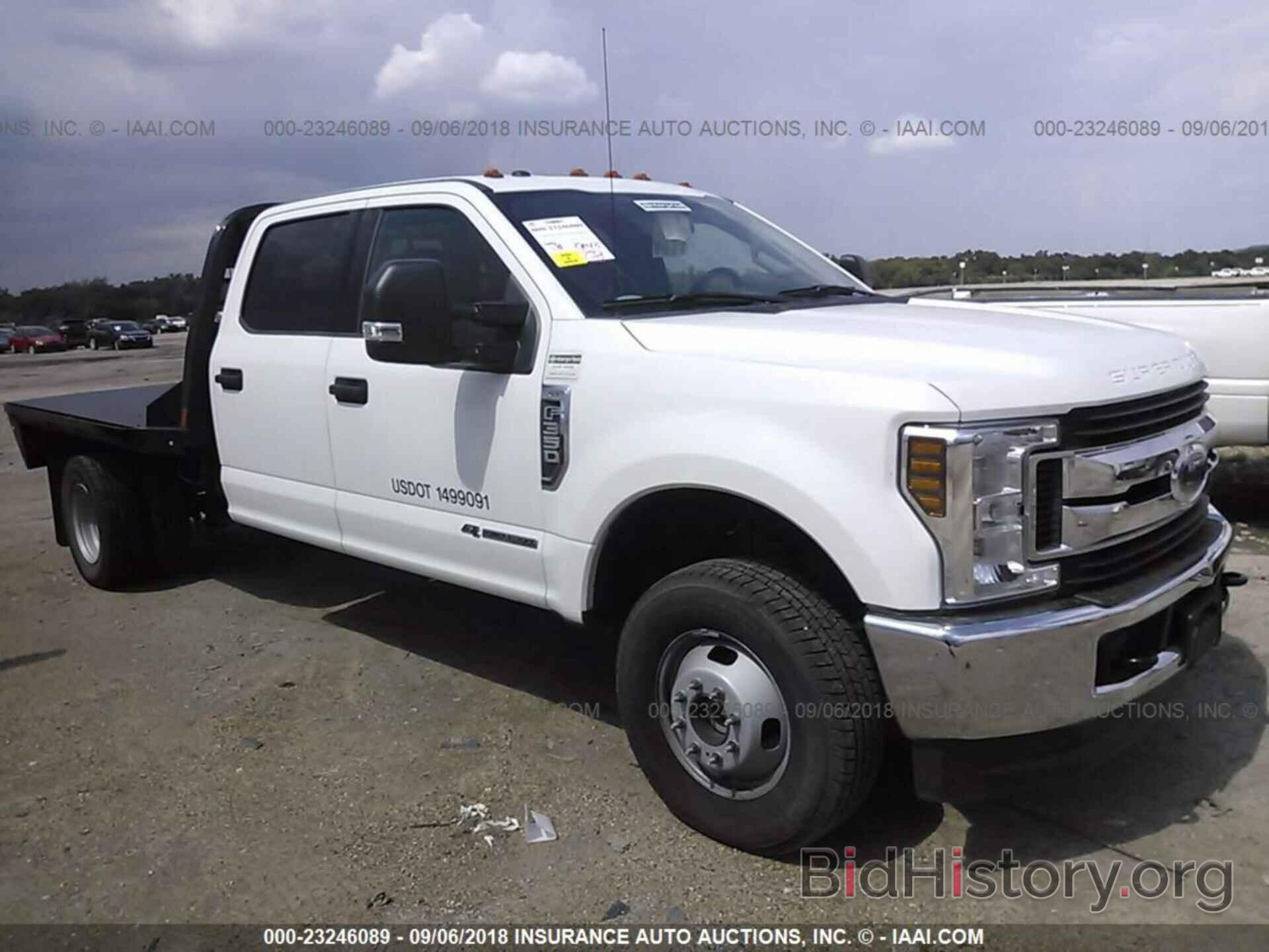 Photo 1FD8W3HT1JEB37501 - Ford F350 2018