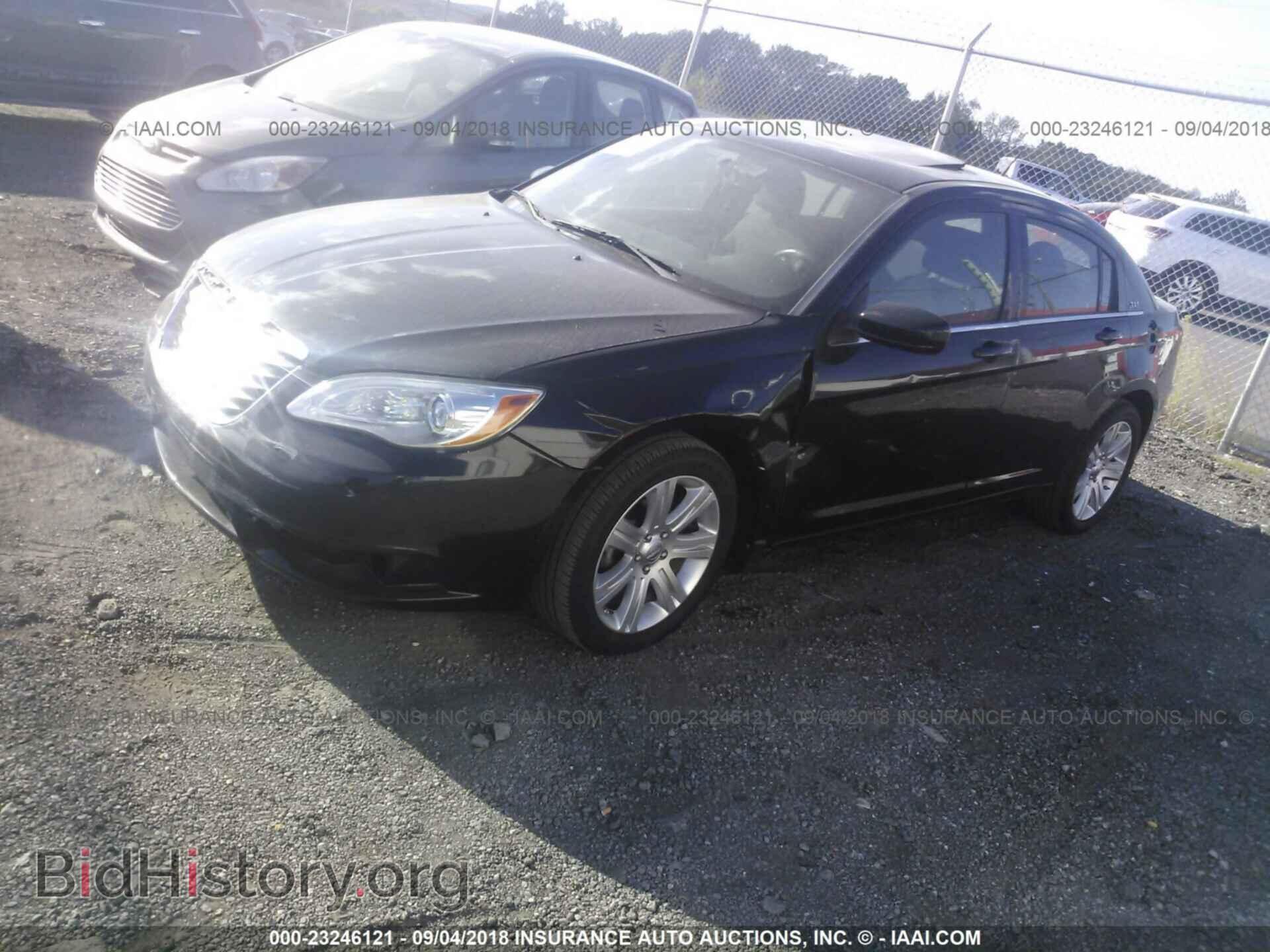 2012 Chrysler 200 - VIN: 1C3CCBBB9CN188057 - Photo 2
