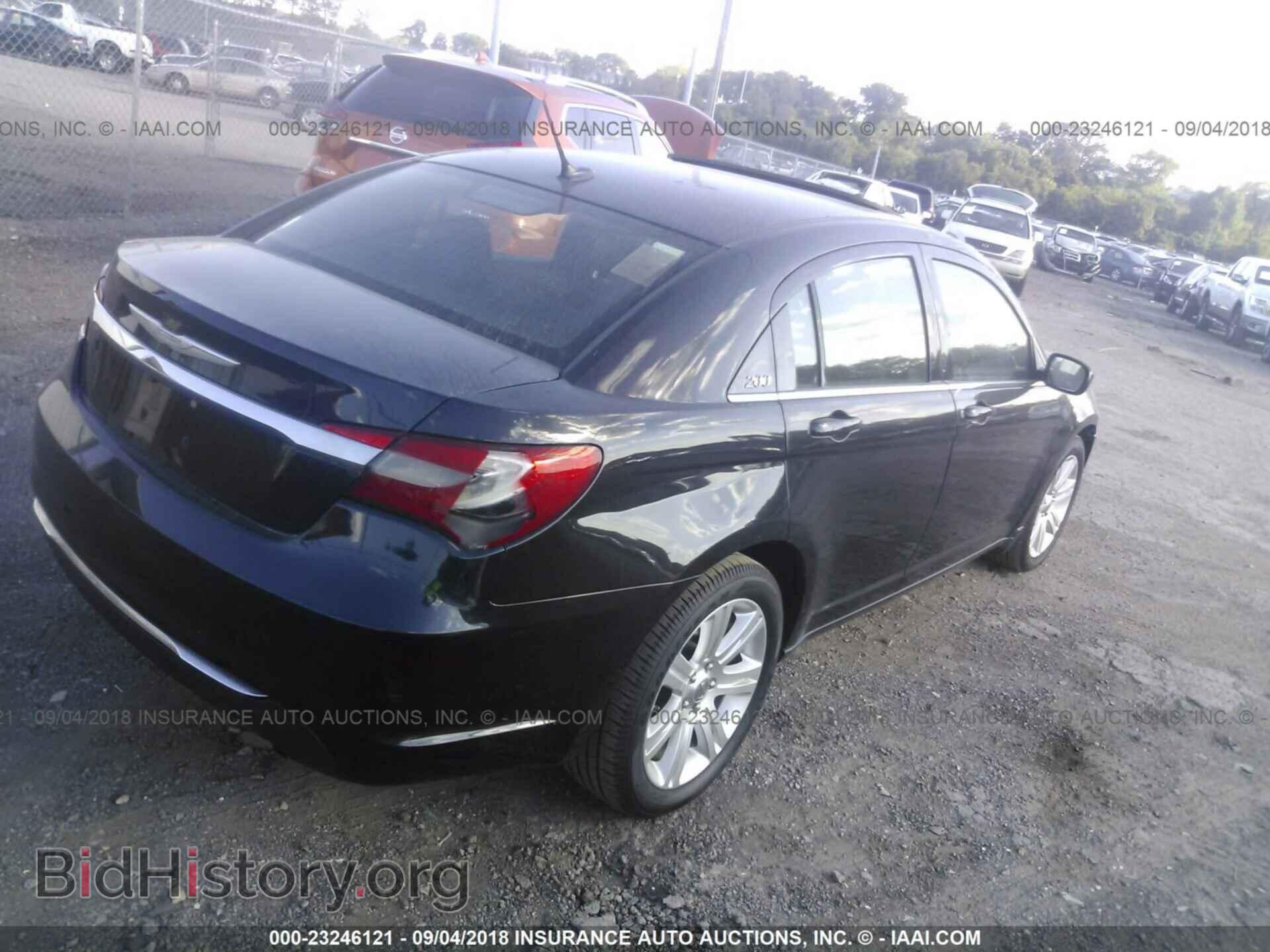 2012 Chrysler 200 - VIN: 1C3CCBBB9CN188057 - Photo 4