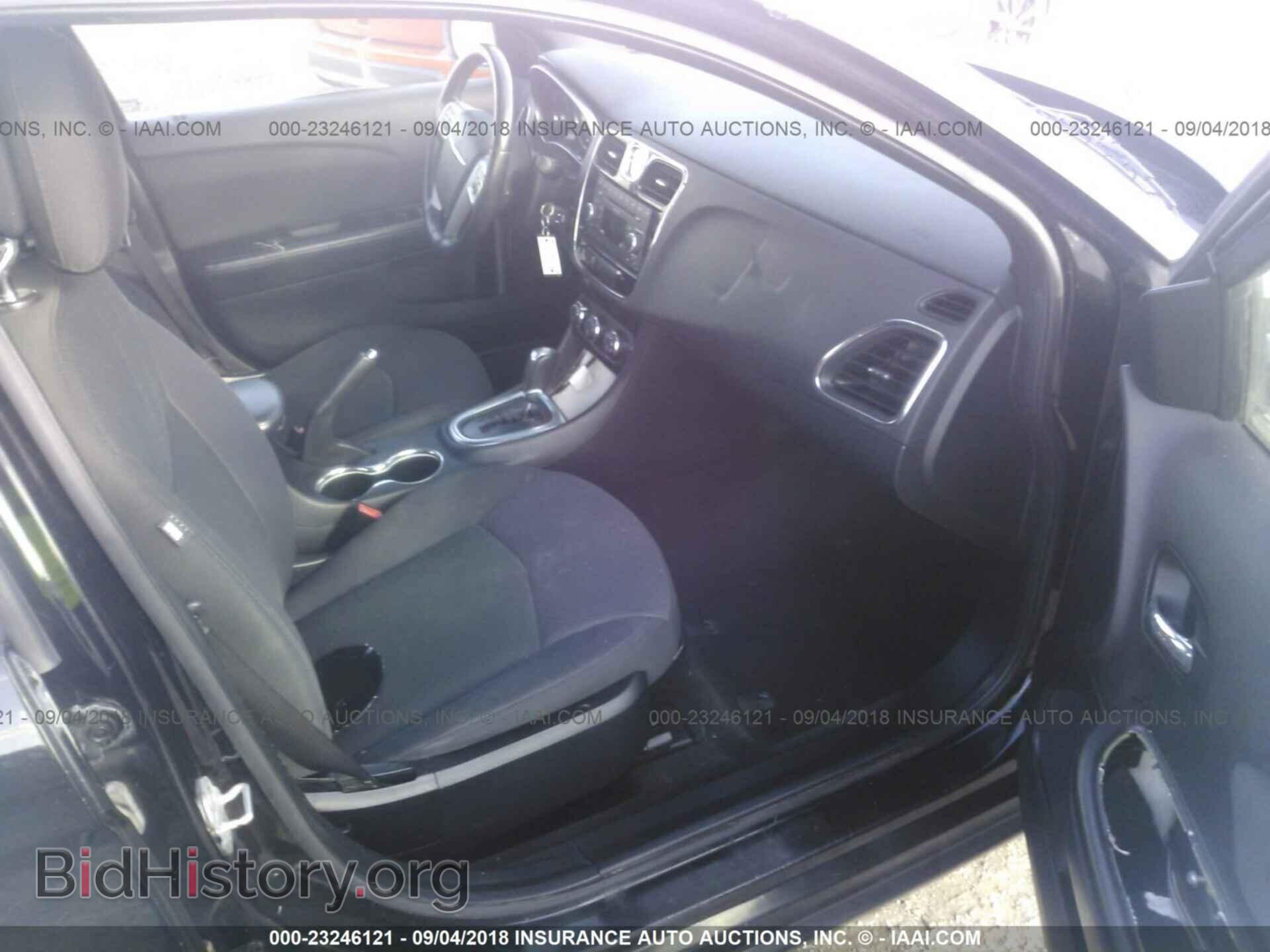 2012 Chrysler 200 - VIN: 1C3CCBBB9CN188057 - Photo 5