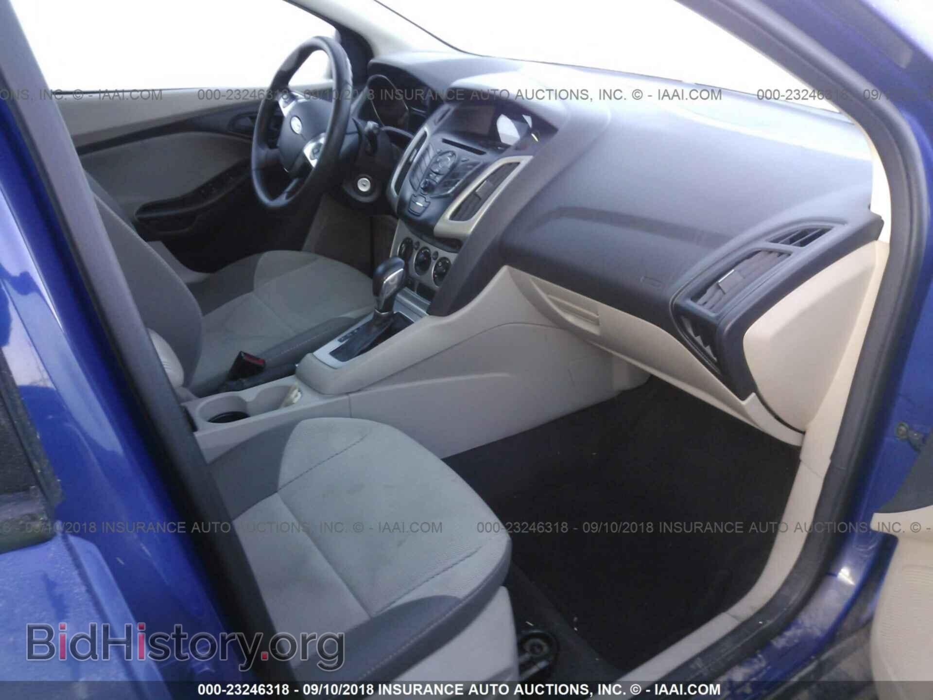 2012 Ford Focus - VIN: 1FAHP3K27CL342018 - Photo 5