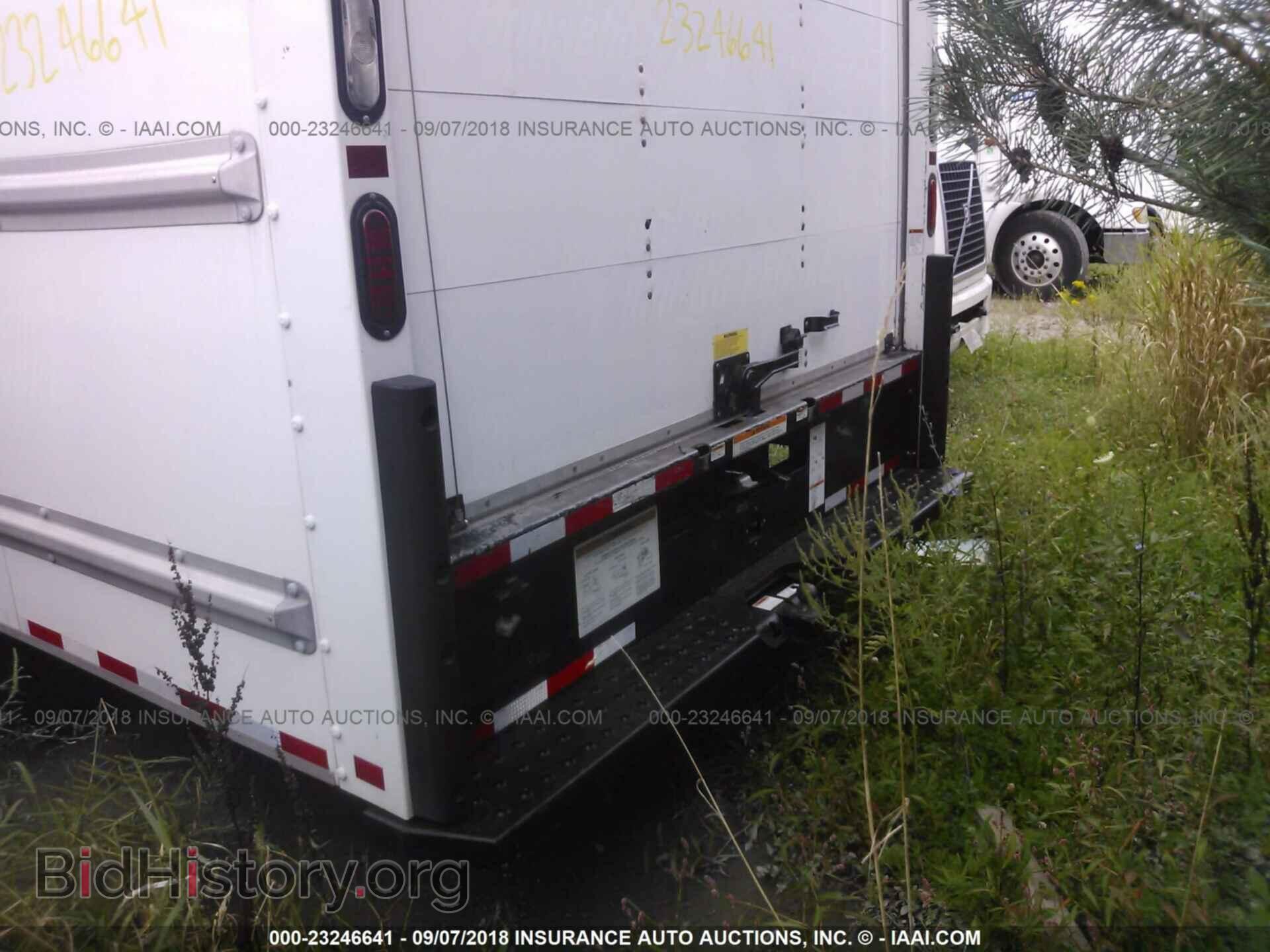 2016 Ford Econoline - VIN: 1FDWE3FS3GDC19927 - Photo 7