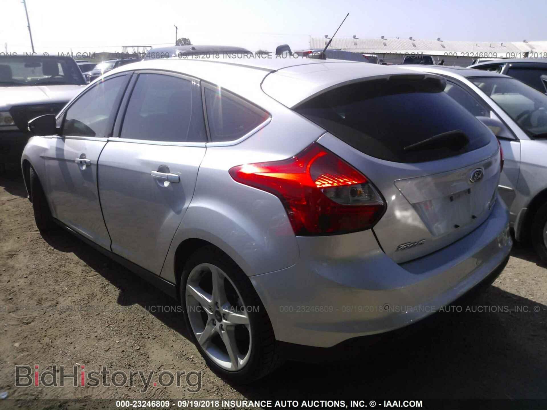 2012 Ford Focus - VIN: 1FAHP3N27CL465894 - Photo 3