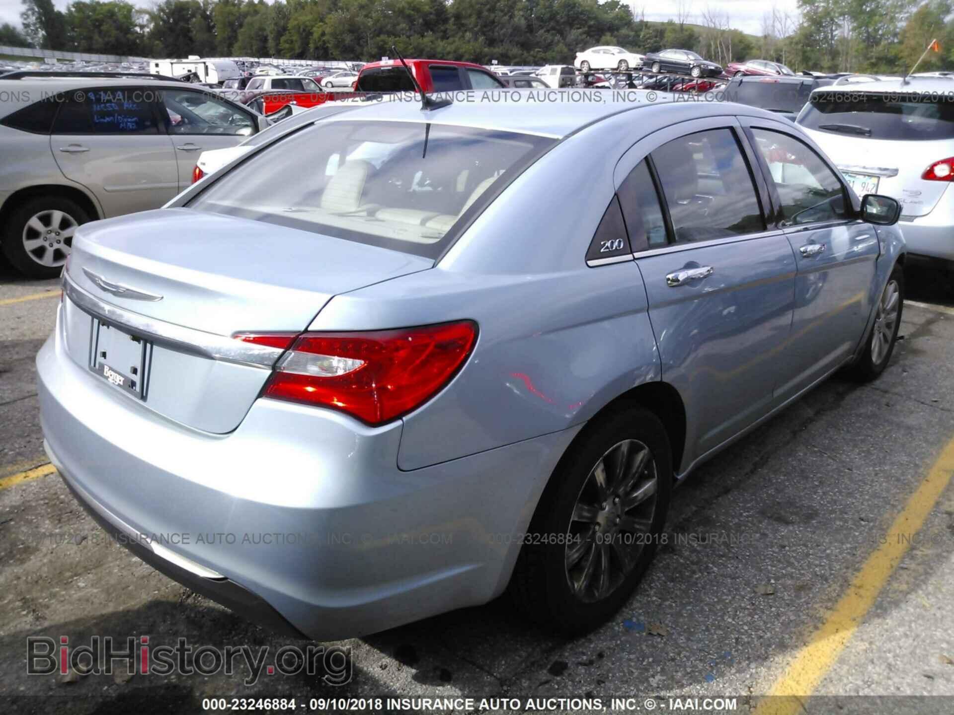 2013 Chrysler 200 - VIN: 1C3CCBCG3DN508159 - Фото 4