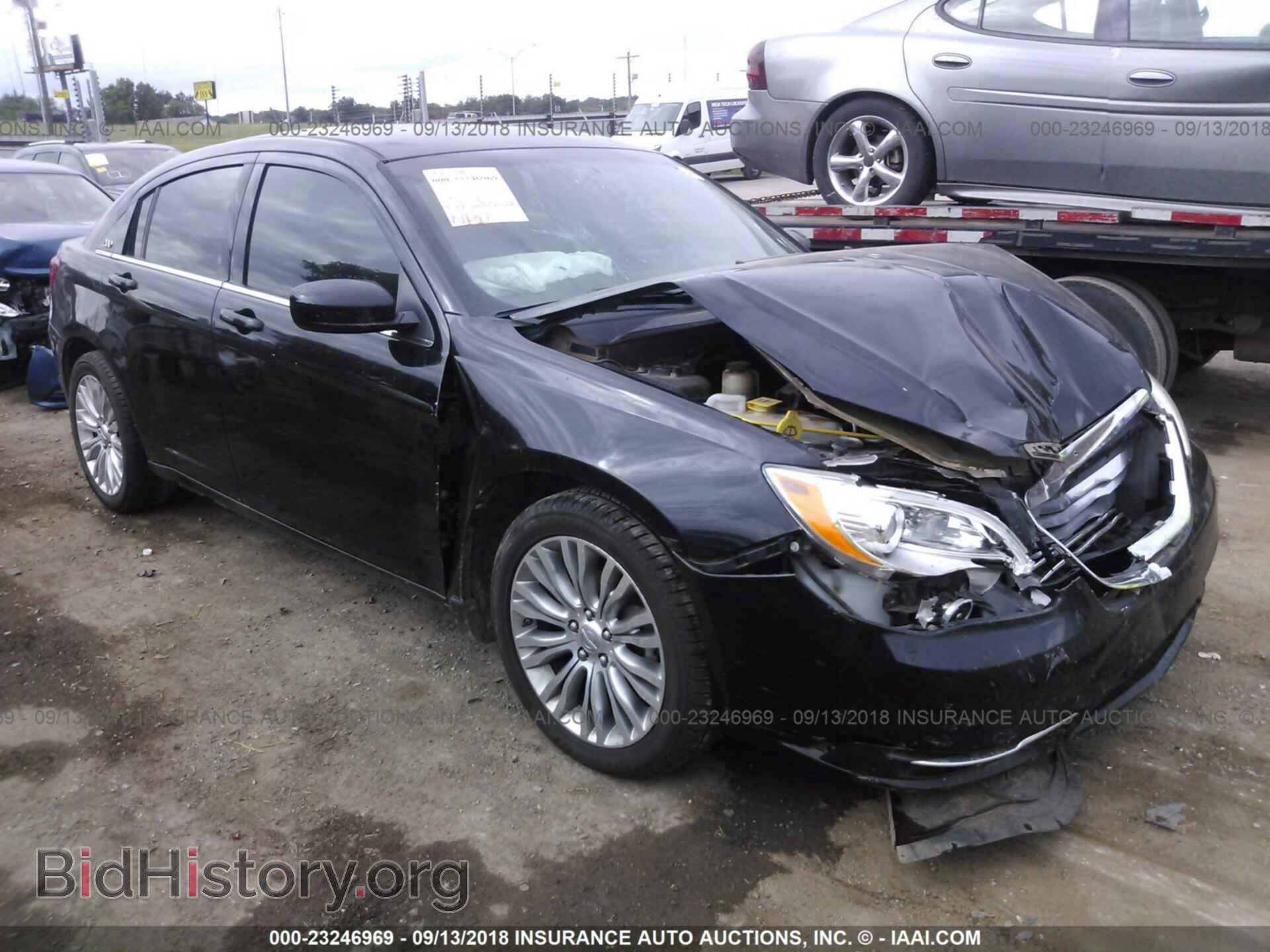 Photo 1C3CCBBB2DN693830 - Chrysler 200 2013