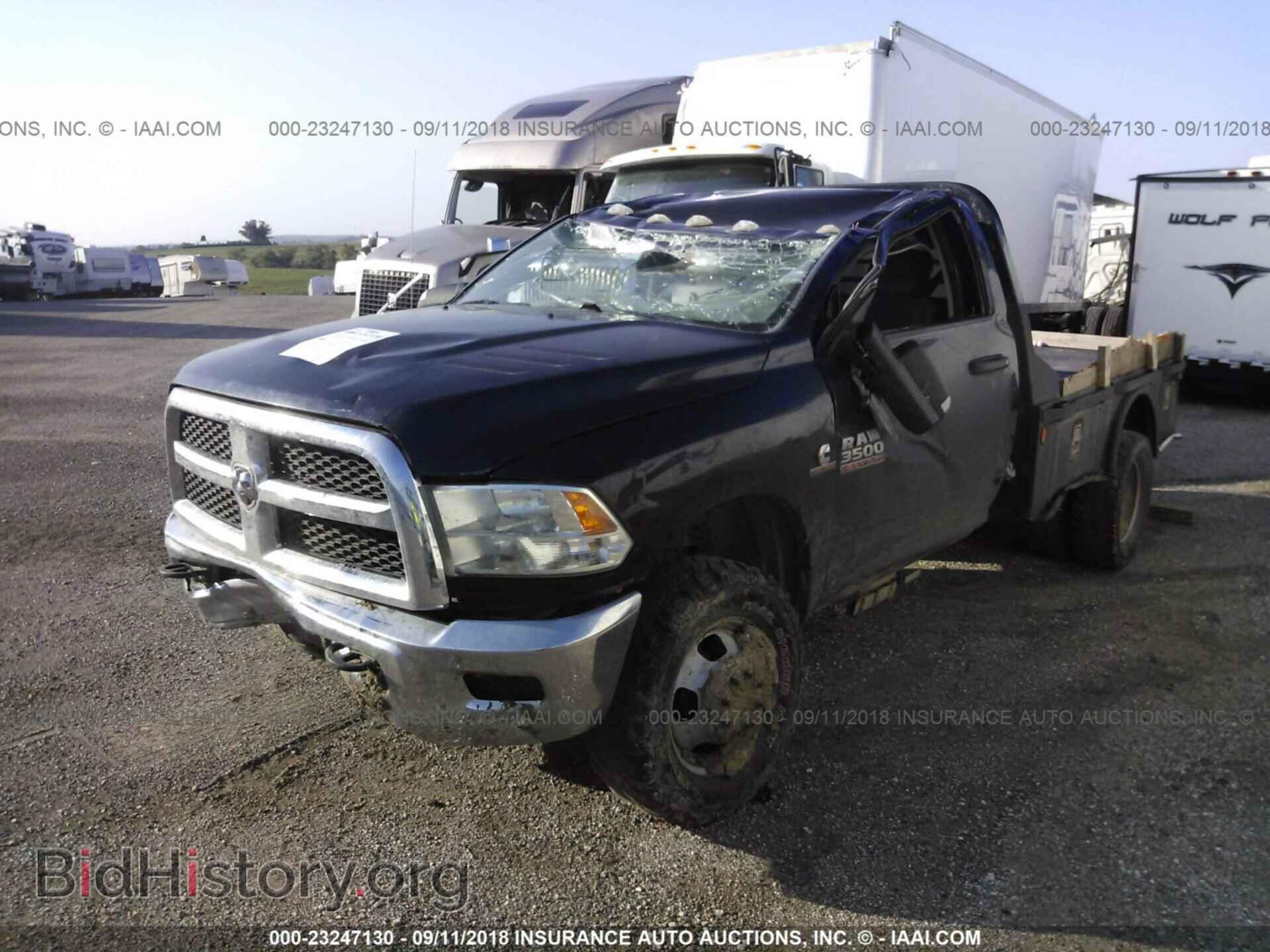 2013 Ram 3500 - VIN: 3C7WRTAL6DG529029 - Photo 2