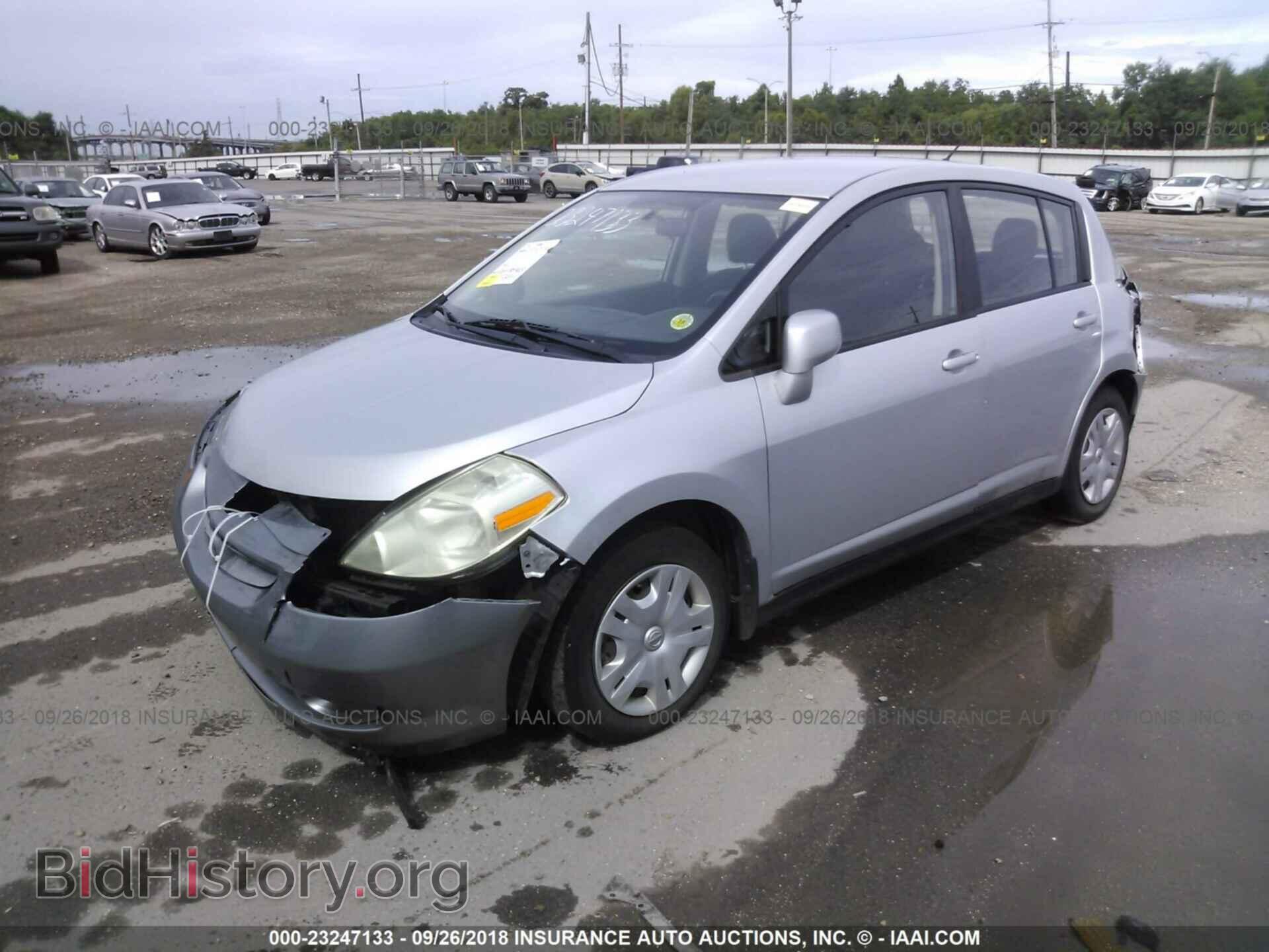 2011 Nissan Versa - VIN: 3N1BC1CP2BL468903 - Фото 2