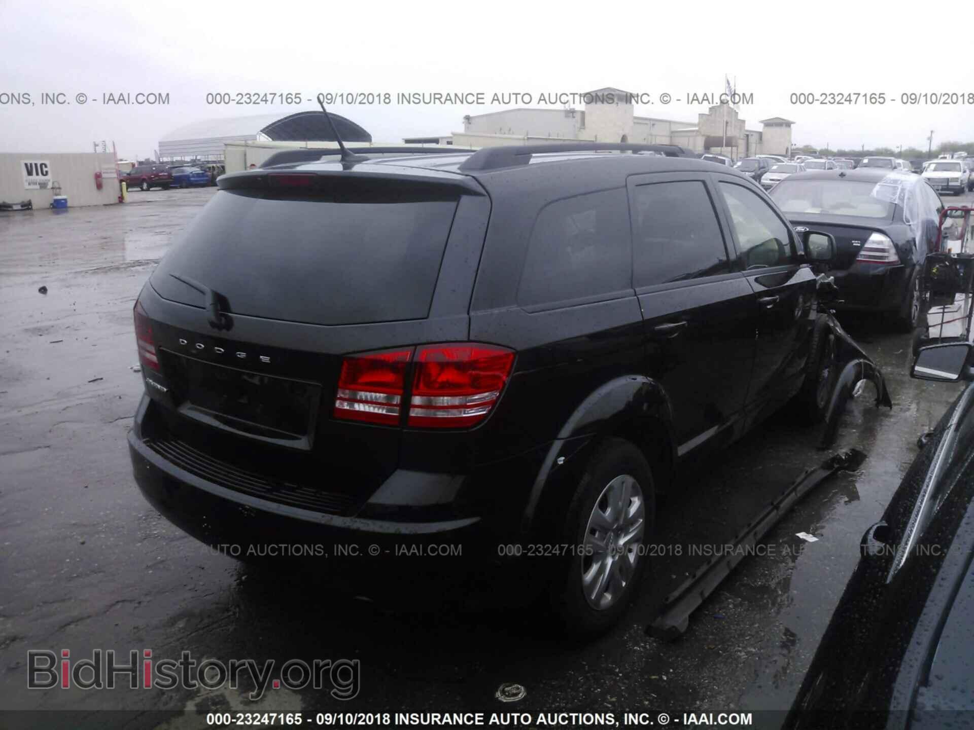 2018 Dodge Journey - VIN: 3C4PDCAB8JT236596 - Фото 4