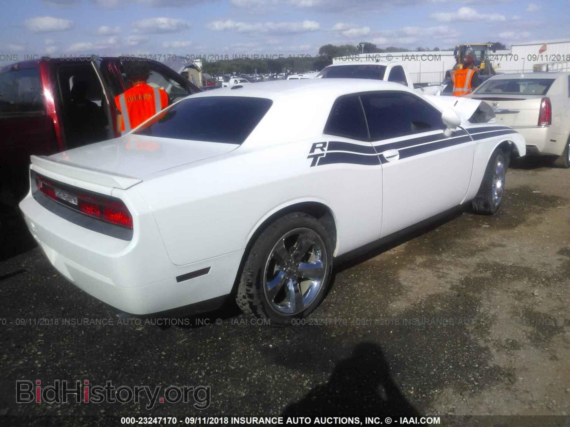 2014 Dodge Challenger - VIN: 2C3CDYBT0EH180238 - Фото 4