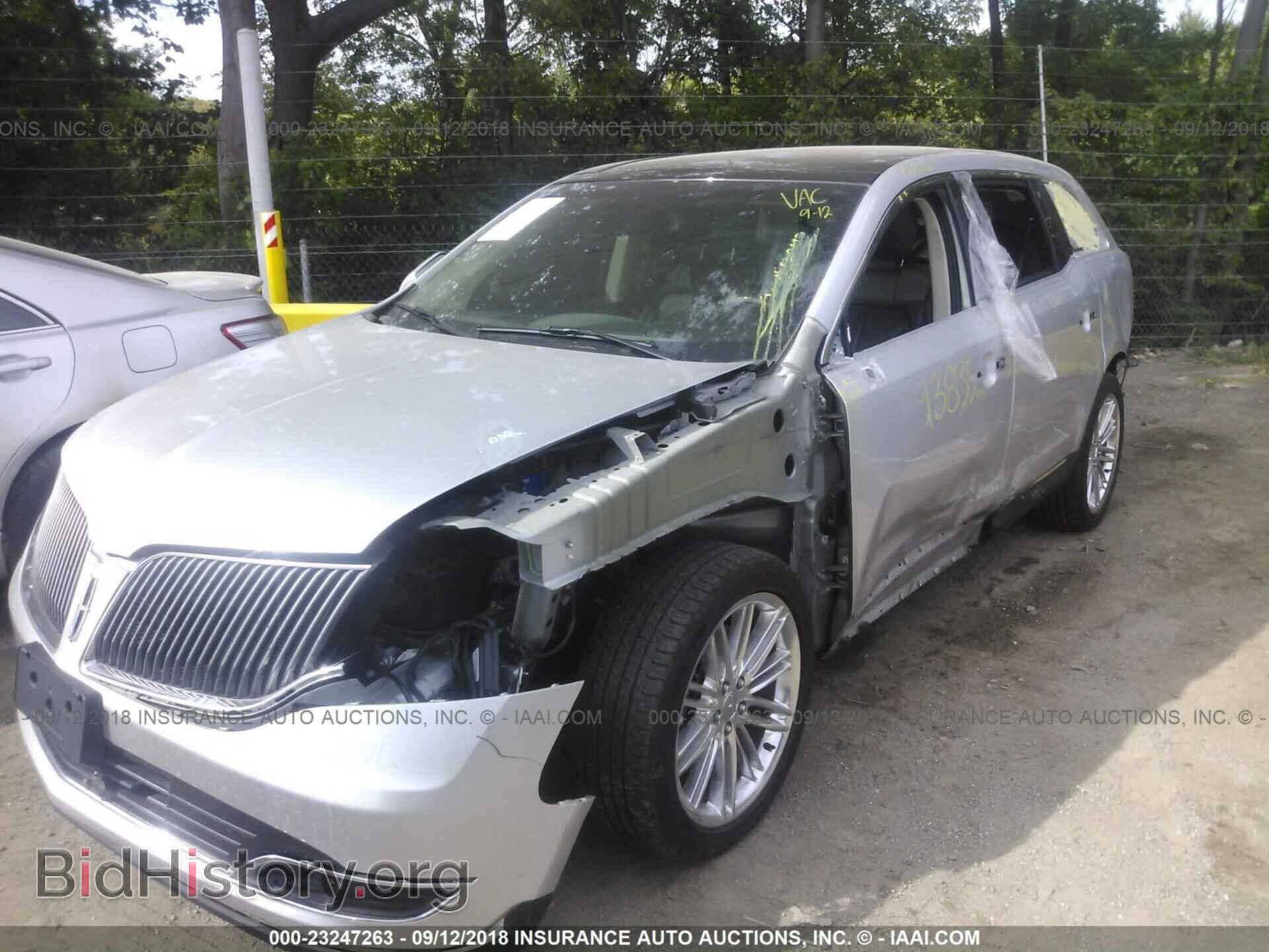 2013 Lincoln Mkt - VIN: 2LMHJ5AT6DBL54132 - Фото 6