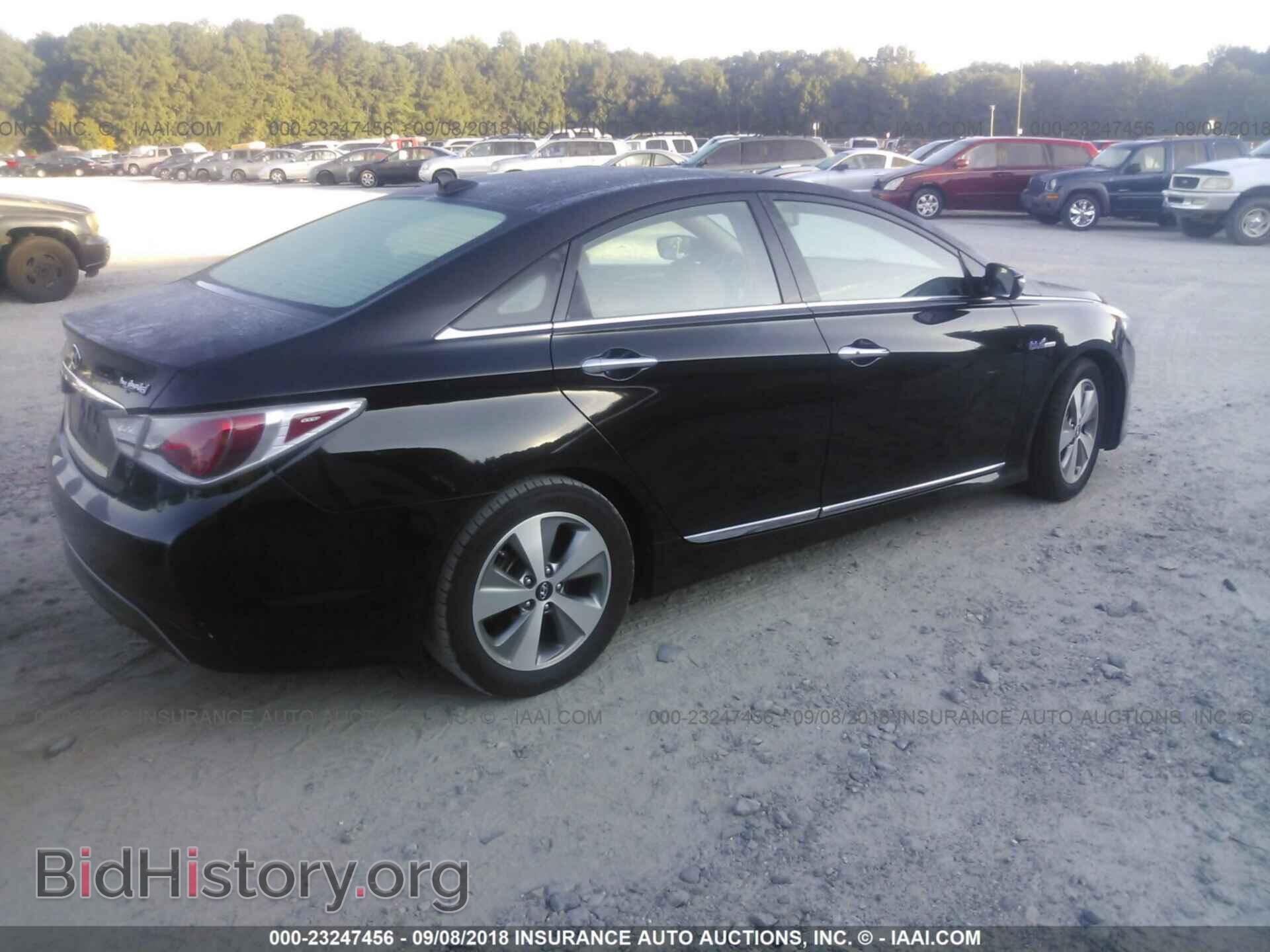 2012 Hyundai Sonata - VIN: KMHEC4A40CA057993 - Фото 4