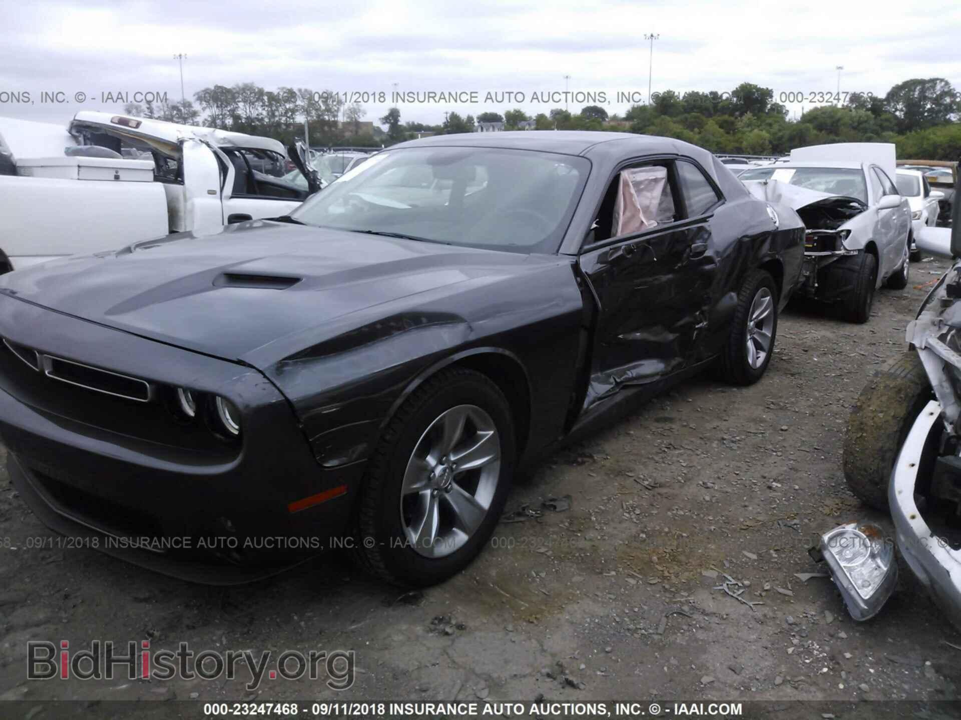 2015 Dodge Challenger - VIN: 2C3CDZAG4FH913127 - Photo 2