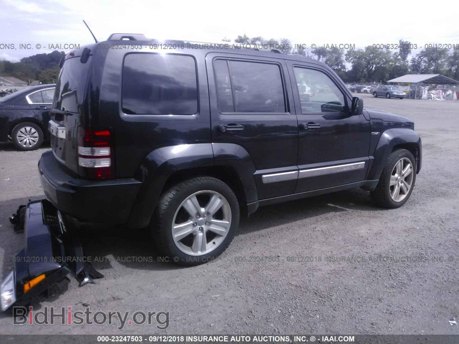 2012 Jeep Liberty - VIN: 1C4PJMFK2CW135882 - Фото 4
