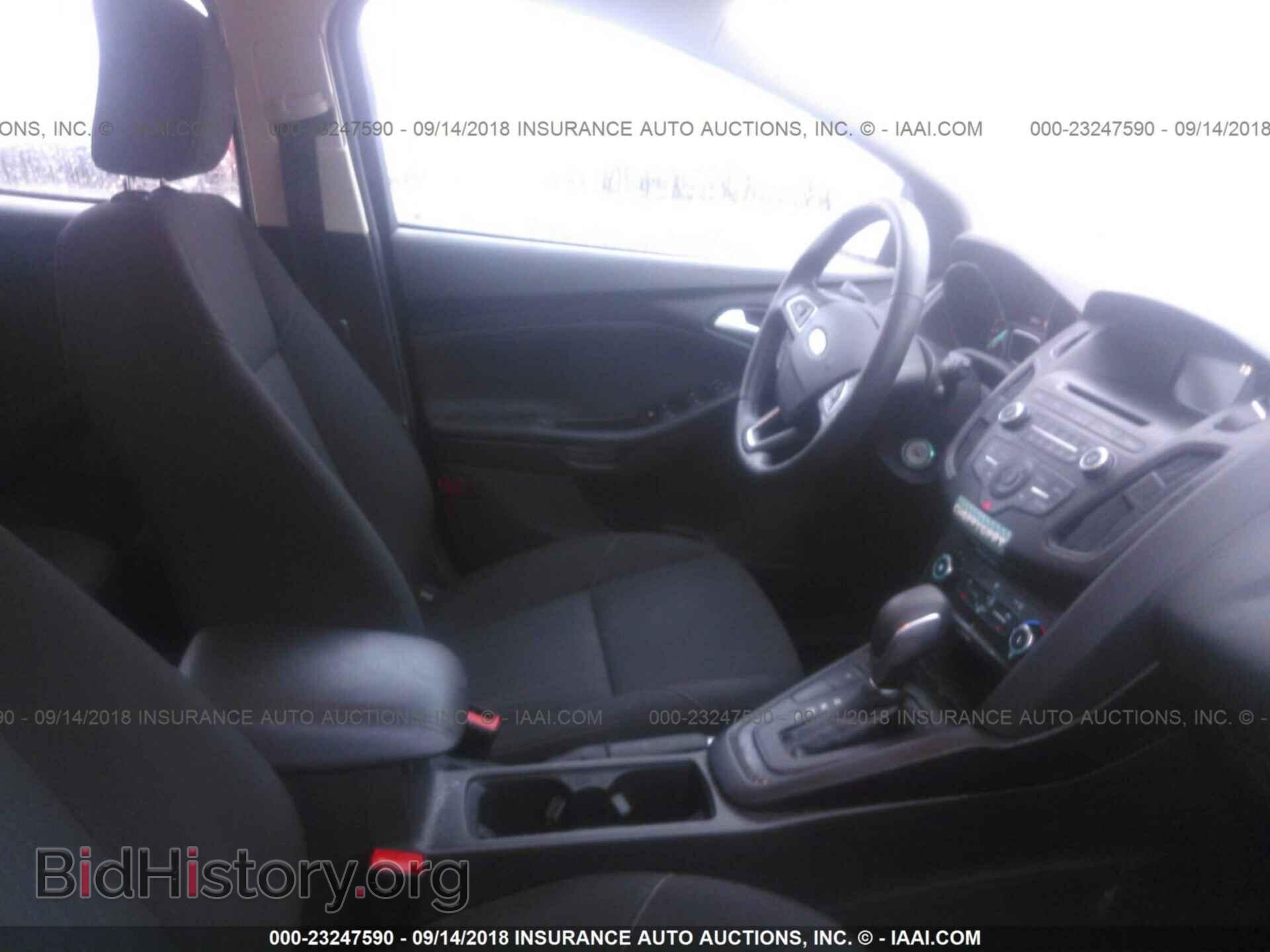 2017 Ford Focus - VIN: 1FADP3K20HL298367 - Фото 5
