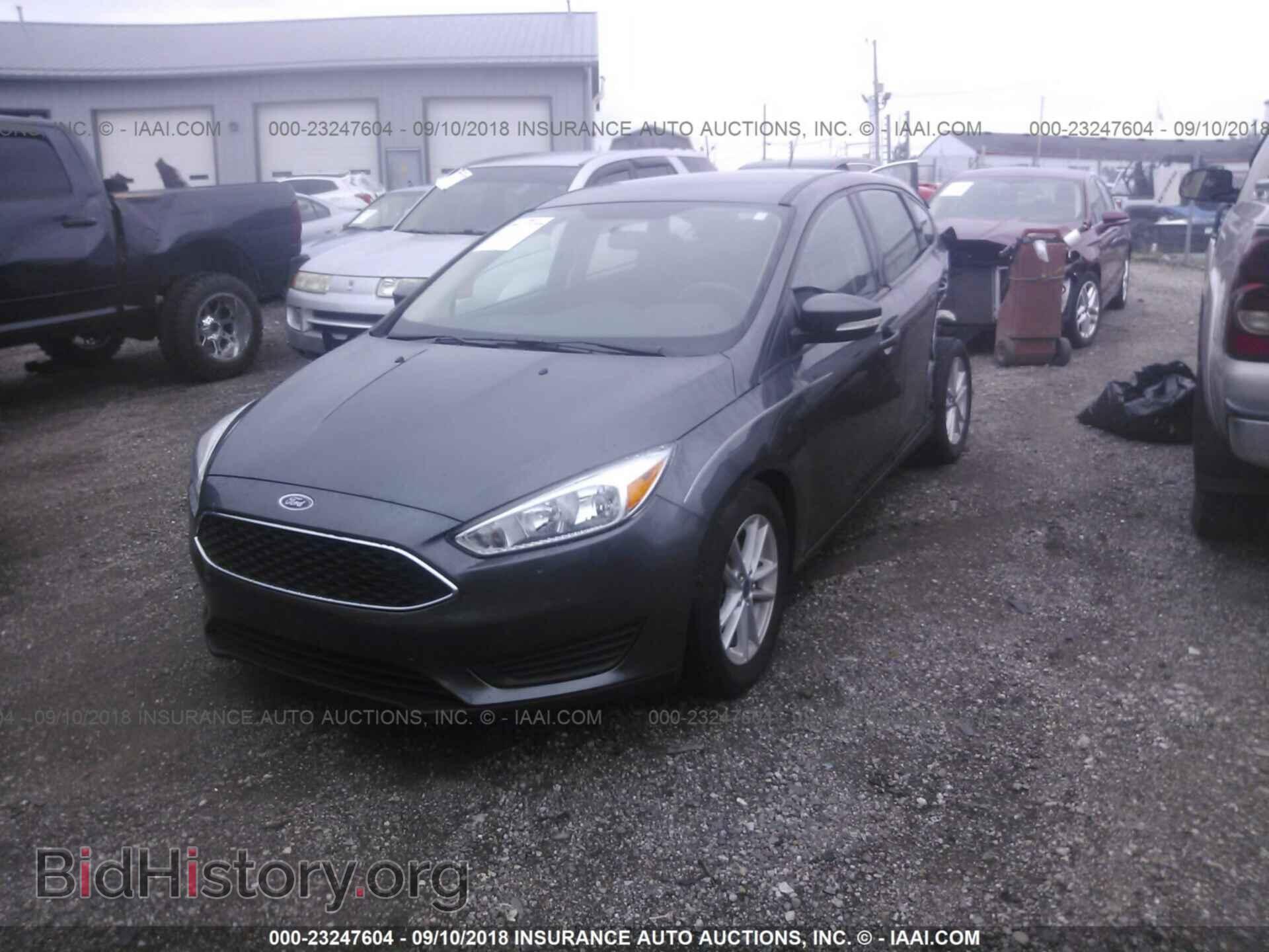 2015 Ford Focus - VIN: 1FADP3K22FL217849 - Фото 2