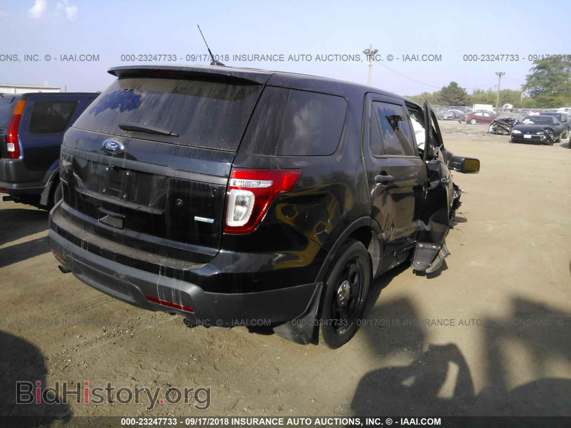 2014 Ford Explorer - VIN: 1FM5K8AR2EGC38163 - Photo 4